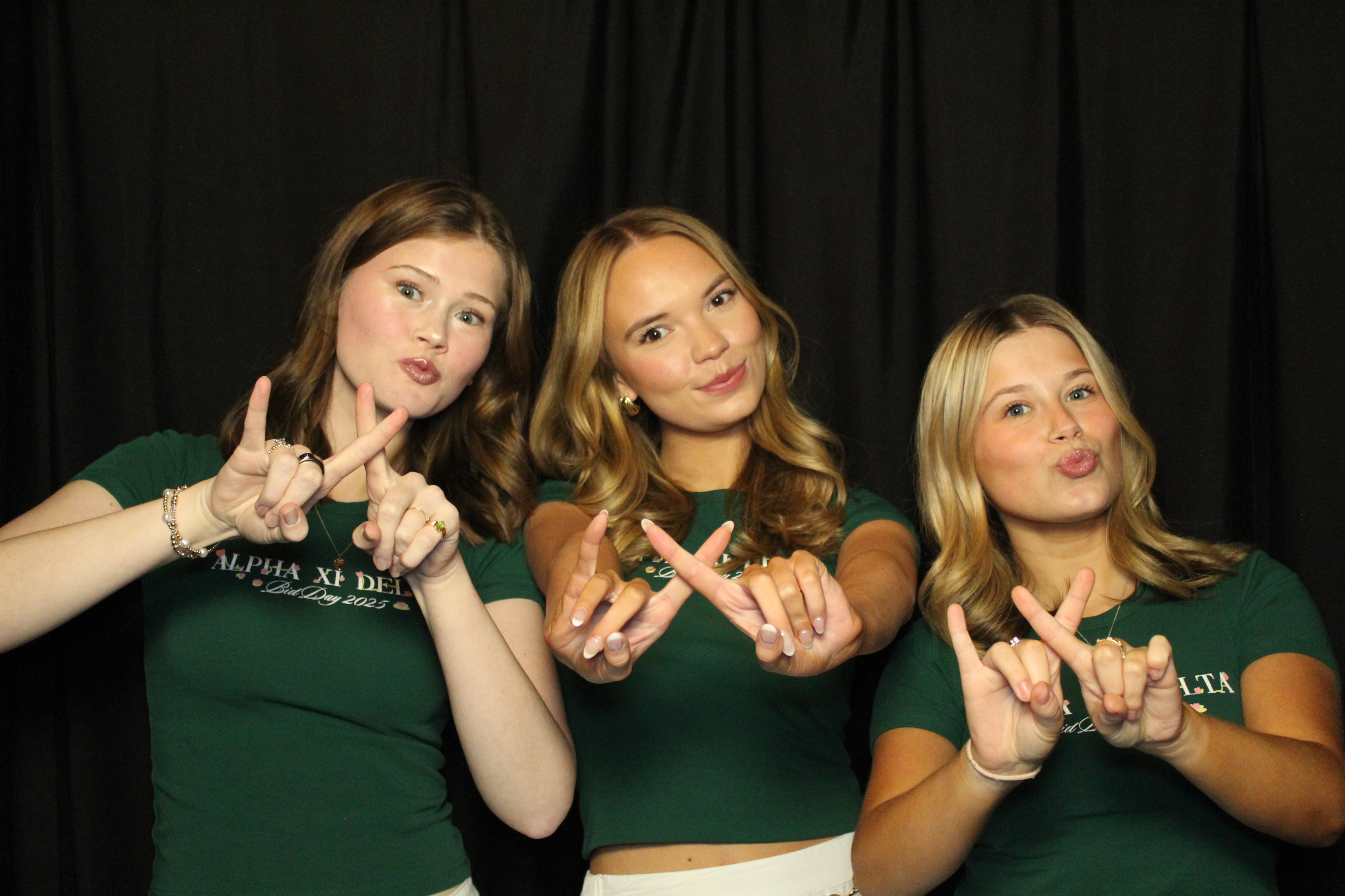Alpha Xi Delta | View more photos from the event at gallery.photoboothcincy.com/u/PhotoBoothCincy/Alpha-Xi-Delta