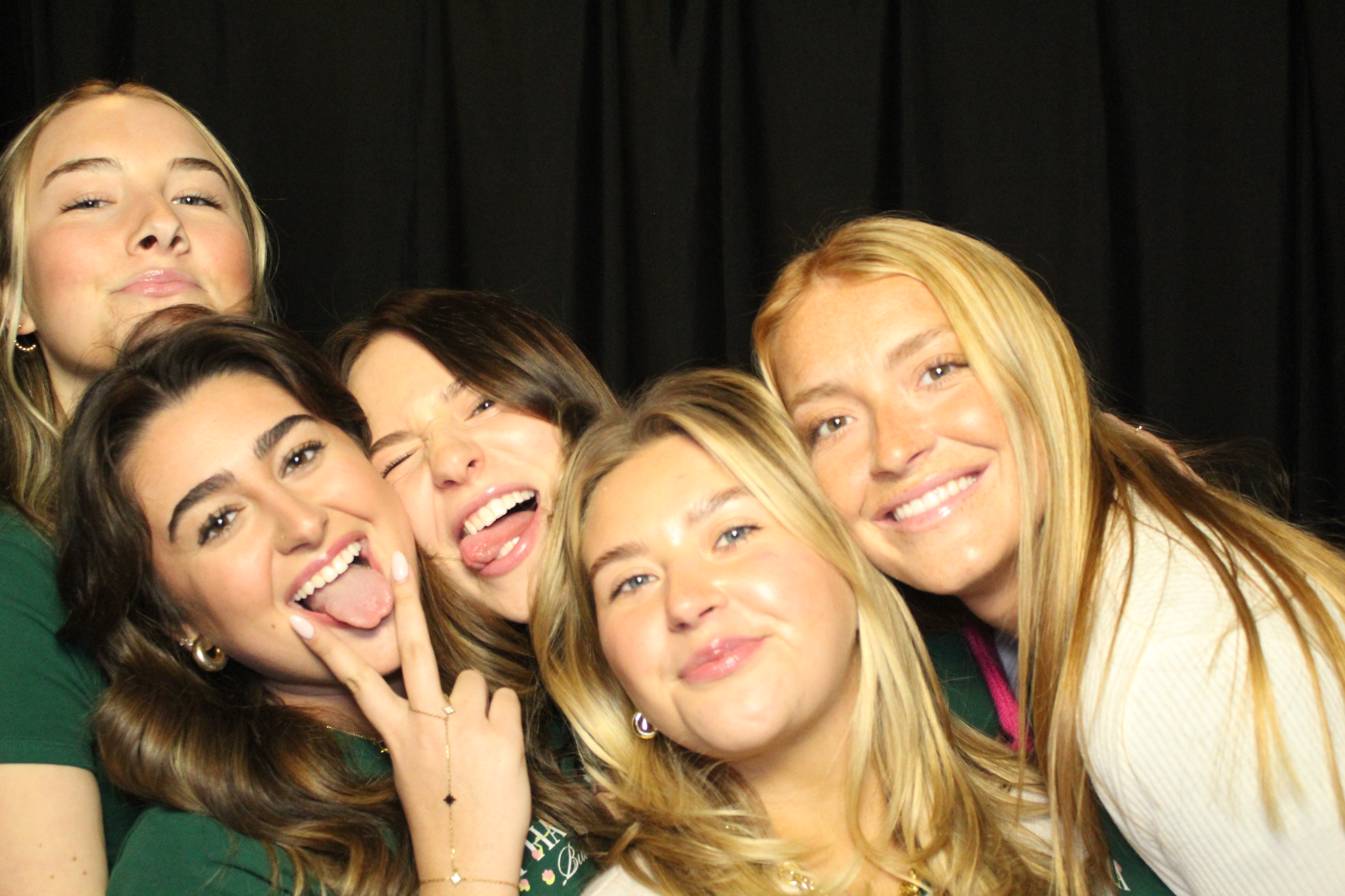 Alpha Xi Delta | View more photos from the event at gallery.photoboothcincy.com/u/PhotoBoothCincy/Alpha-Xi-Delta