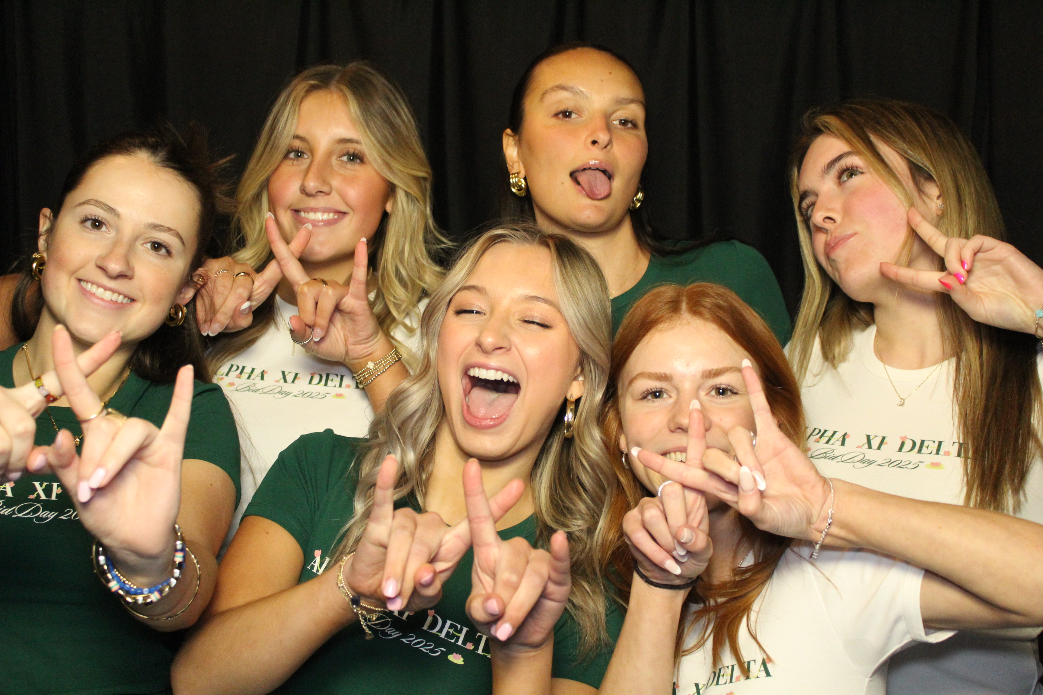 Alpha Xi Delta | View more photos from the event at gallery.photoboothcincy.com/u/PhotoBoothCincy/Alpha-Xi-Delta
