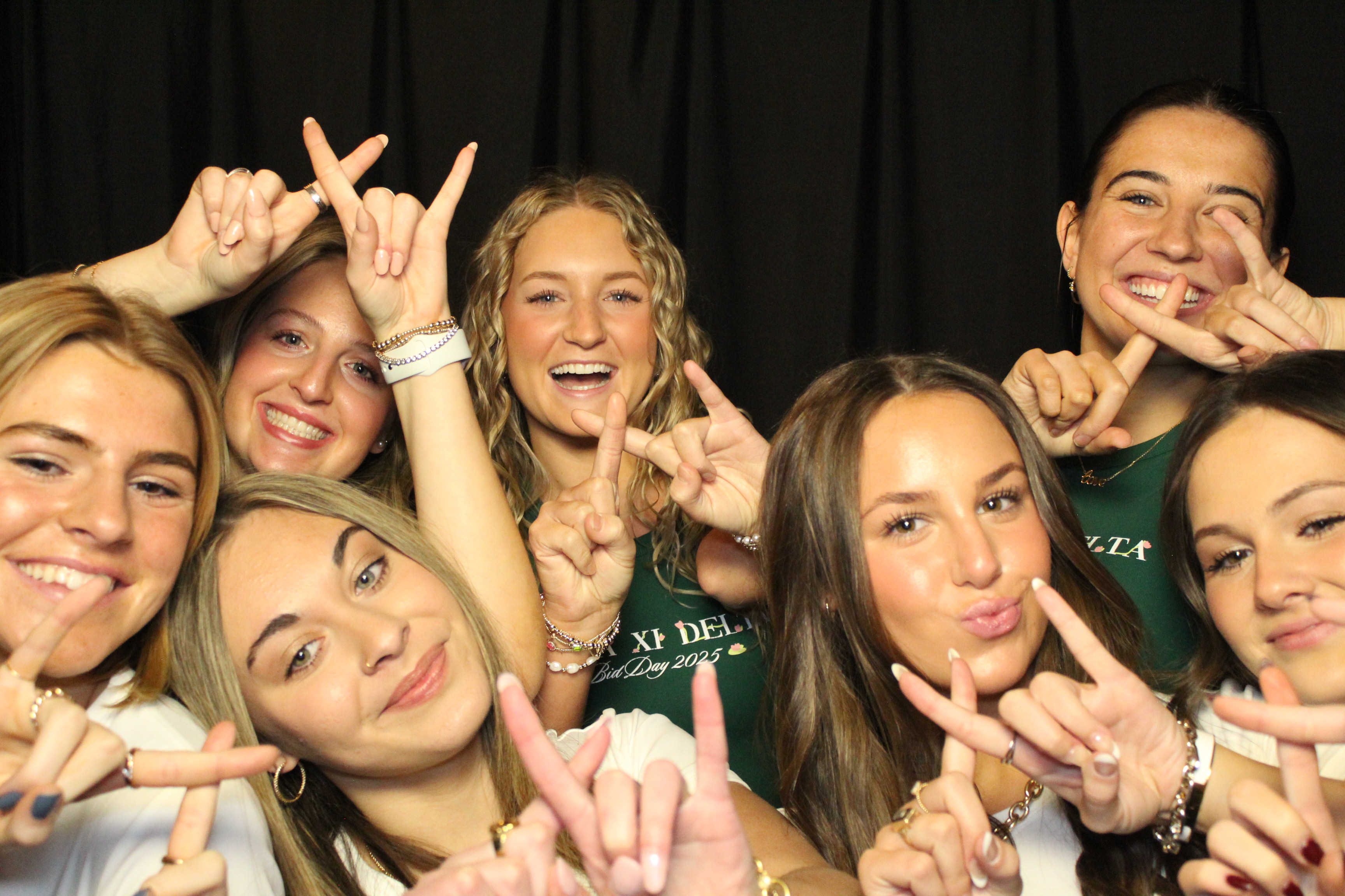 Alpha Xi Delta | View more photos from the event at gallery.photoboothcincy.com/u/PhotoBoothCincy/Alpha-Xi-Delta