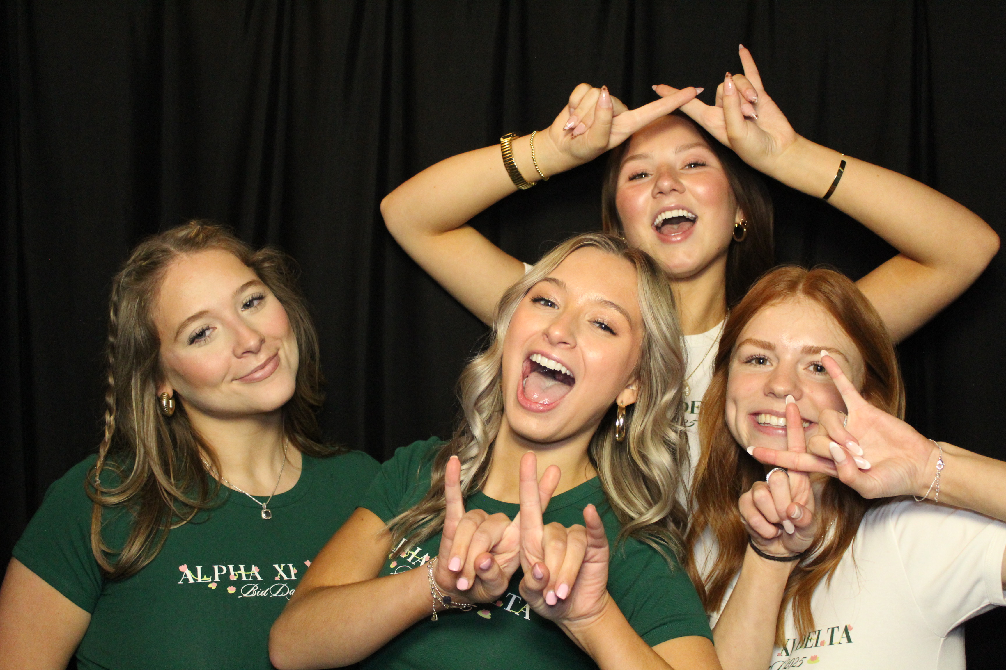 Alpha Xi Delta | View more photos from the event at gallery.photoboothcincy.com/u/PhotoBoothCincy/Alpha-Xi-Delta