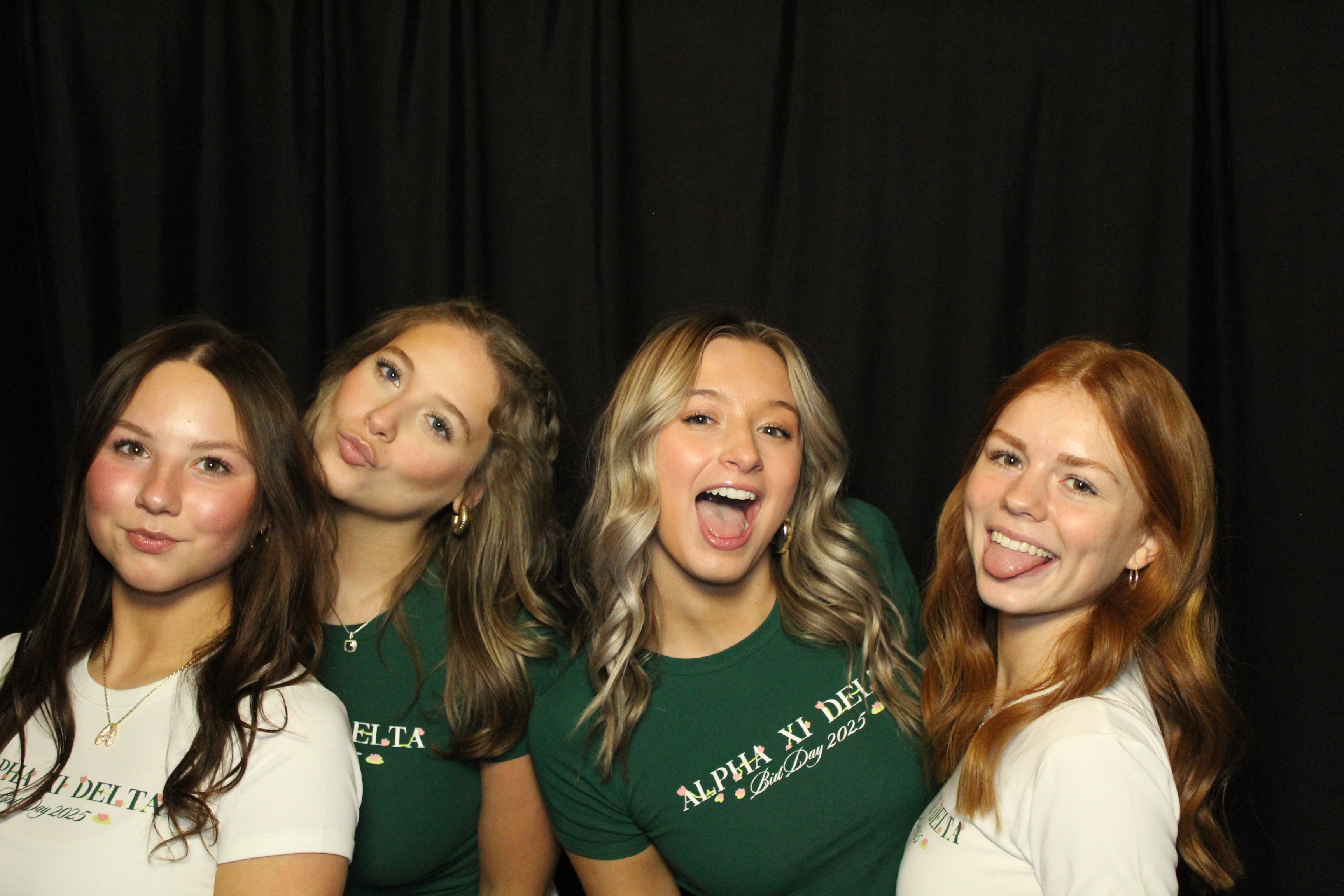 Alpha Xi Delta | View more photos from the event at gallery.photoboothcincy.com/u/PhotoBoothCincy/Alpha-Xi-Delta