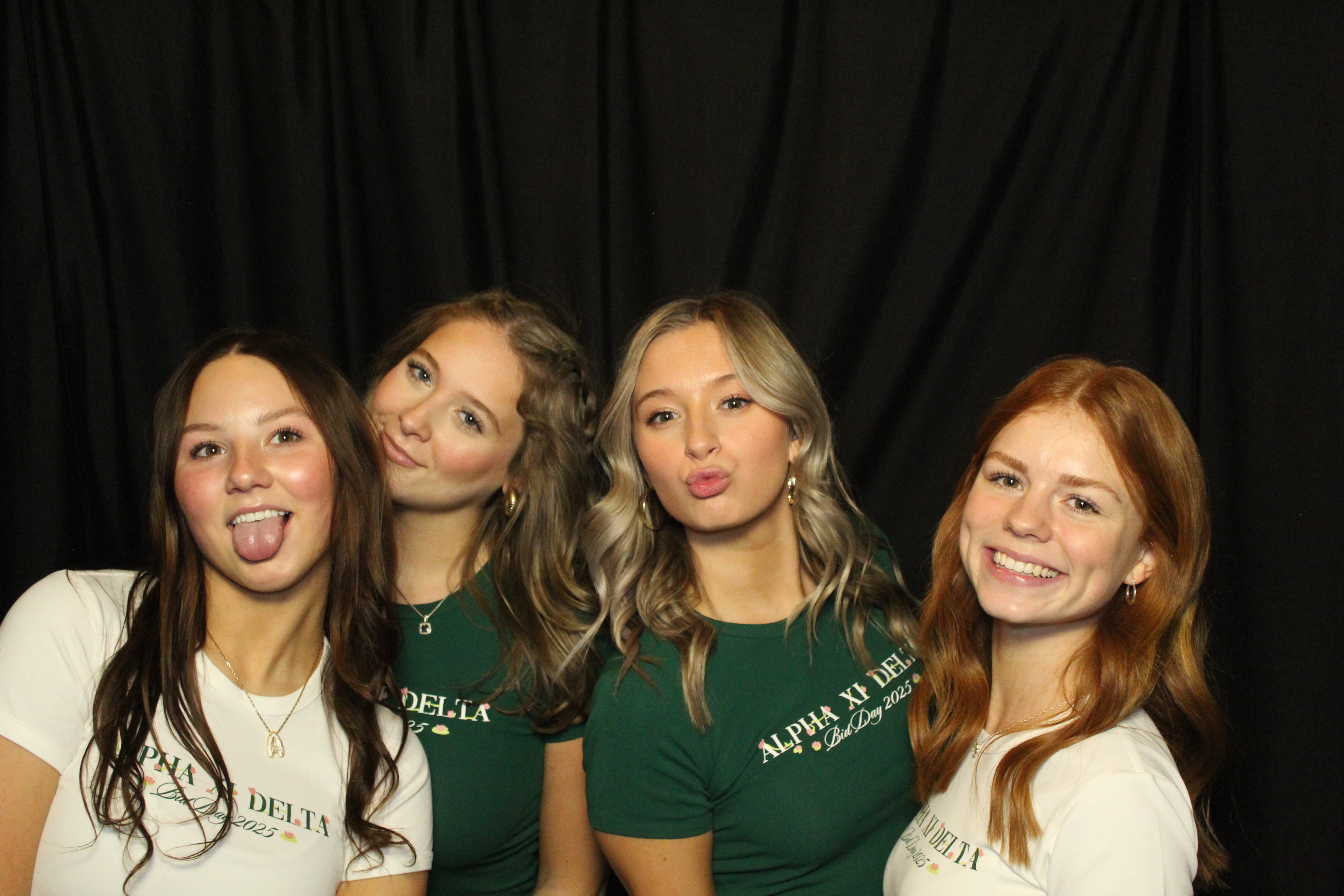 Alpha Xi Delta | View more photos from the event at gallery.photoboothcincy.com/u/PhotoBoothCincy/Alpha-Xi-Delta
