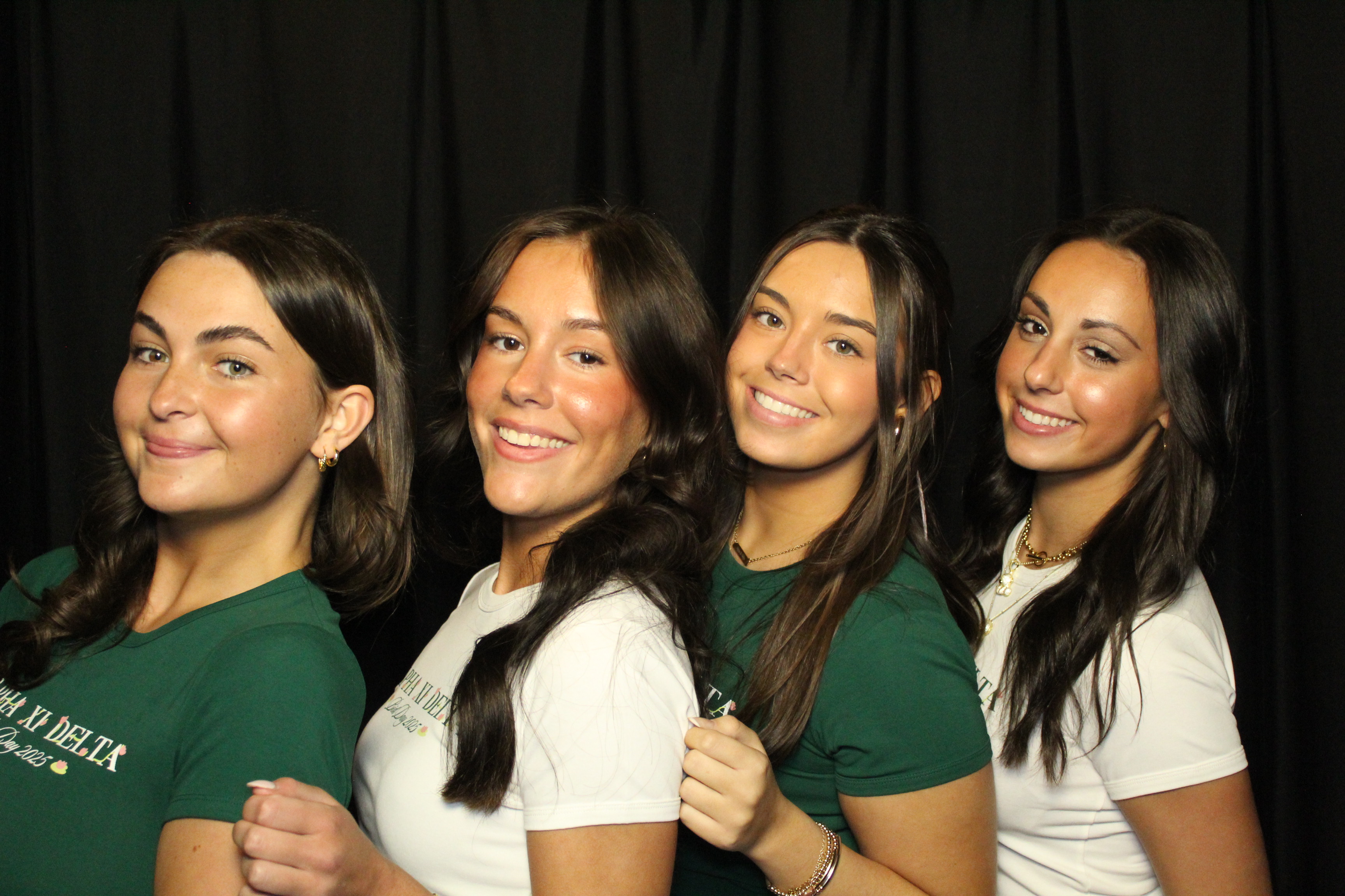 Alpha Xi Delta | View more photos from the event at gallery.photoboothcincy.com/u/PhotoBoothCincy/Alpha-Xi-Delta