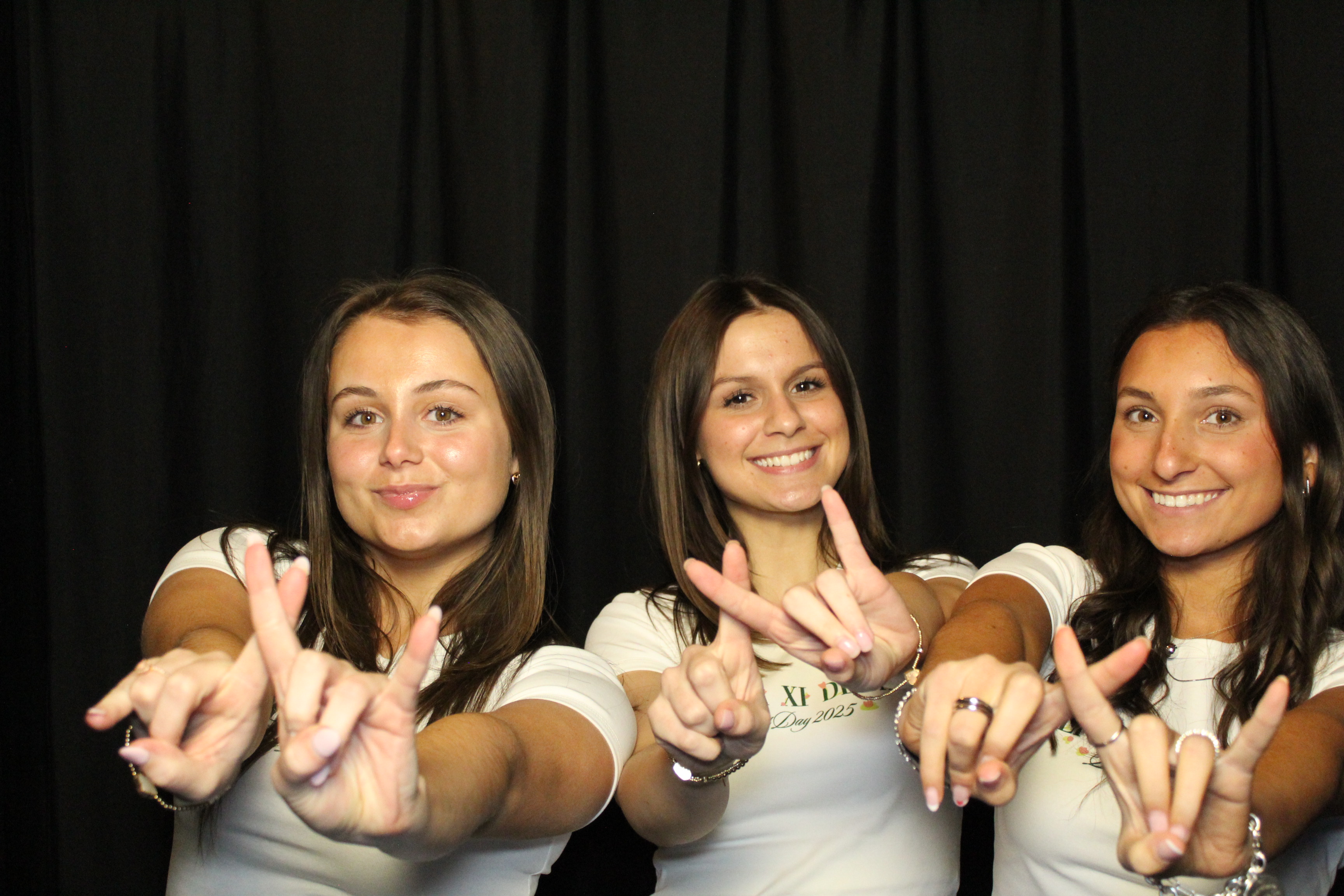 Alpha Xi Delta | View more photos from the event at gallery.photoboothcincy.com/u/PhotoBoothCincy/Alpha-Xi-Delta