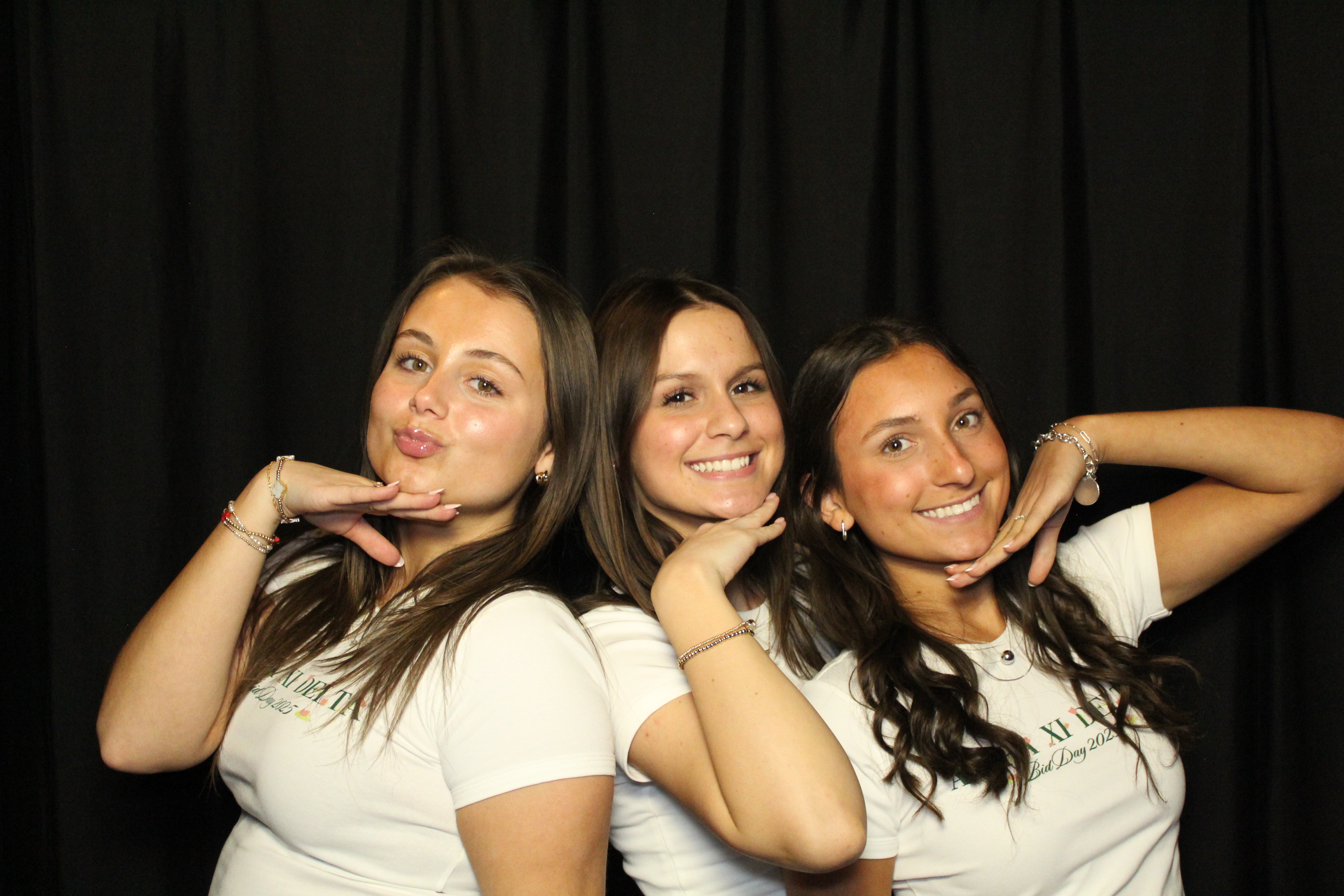 Alpha Xi Delta | View more photos from the event at gallery.photoboothcincy.com/u/PhotoBoothCincy/Alpha-Xi-Delta