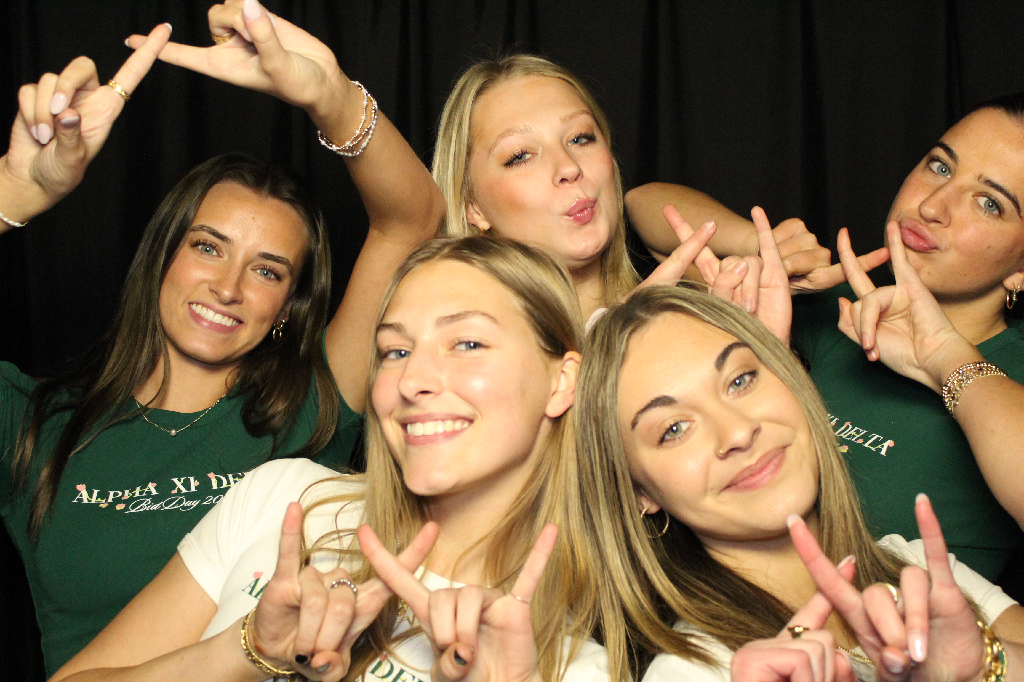 Alpha Xi Delta | View more photos from the event at gallery.photoboothcincy.com/u/PhotoBoothCincy/Alpha-Xi-Delta