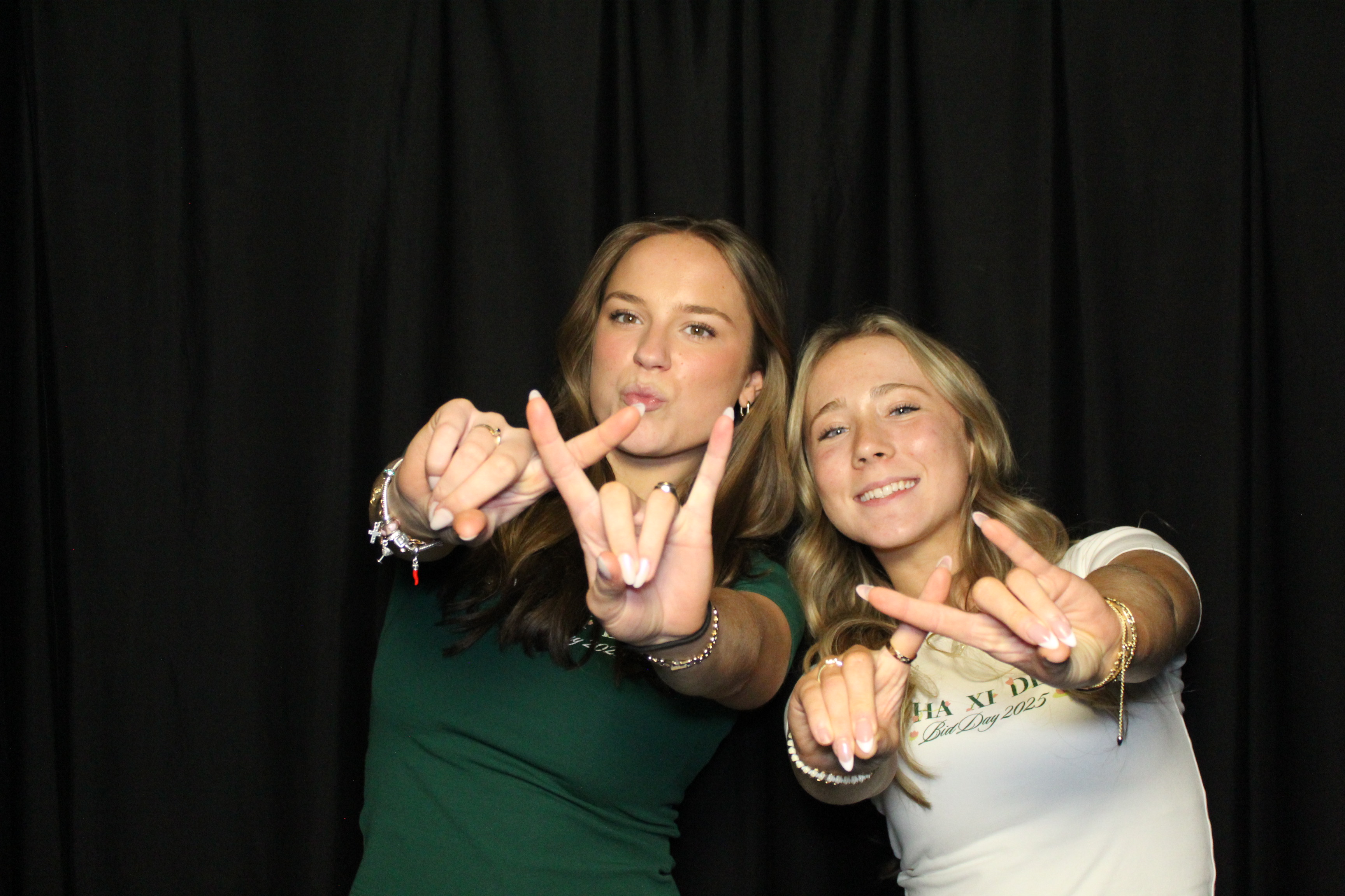 Alpha Xi Delta | View more photos from the event at gallery.photoboothcincy.com/u/PhotoBoothCincy/Alpha-Xi-Delta