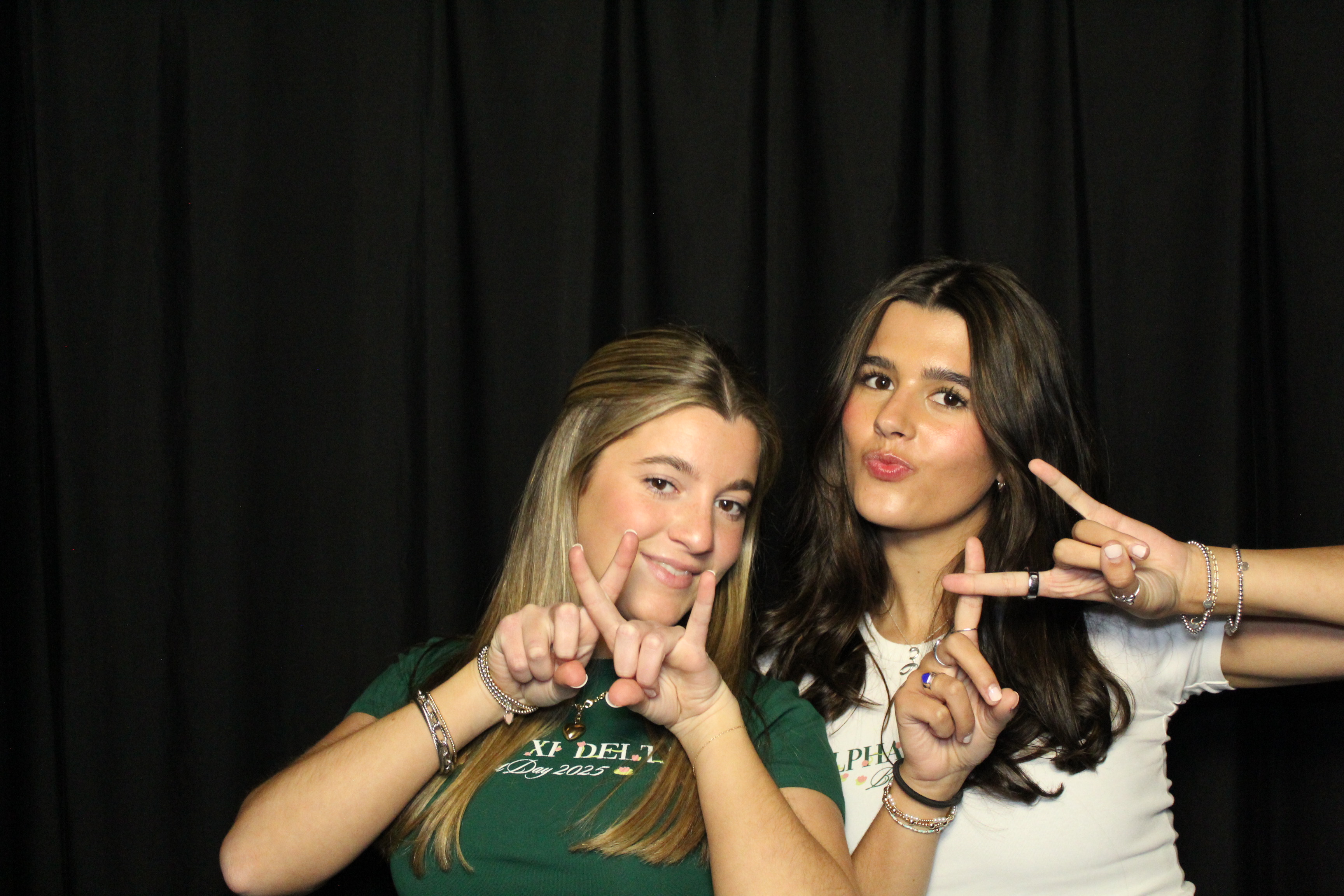 Alpha Xi Delta | View more photos from the event at gallery.photoboothcincy.com/u/PhotoBoothCincy/Alpha-Xi-Delta