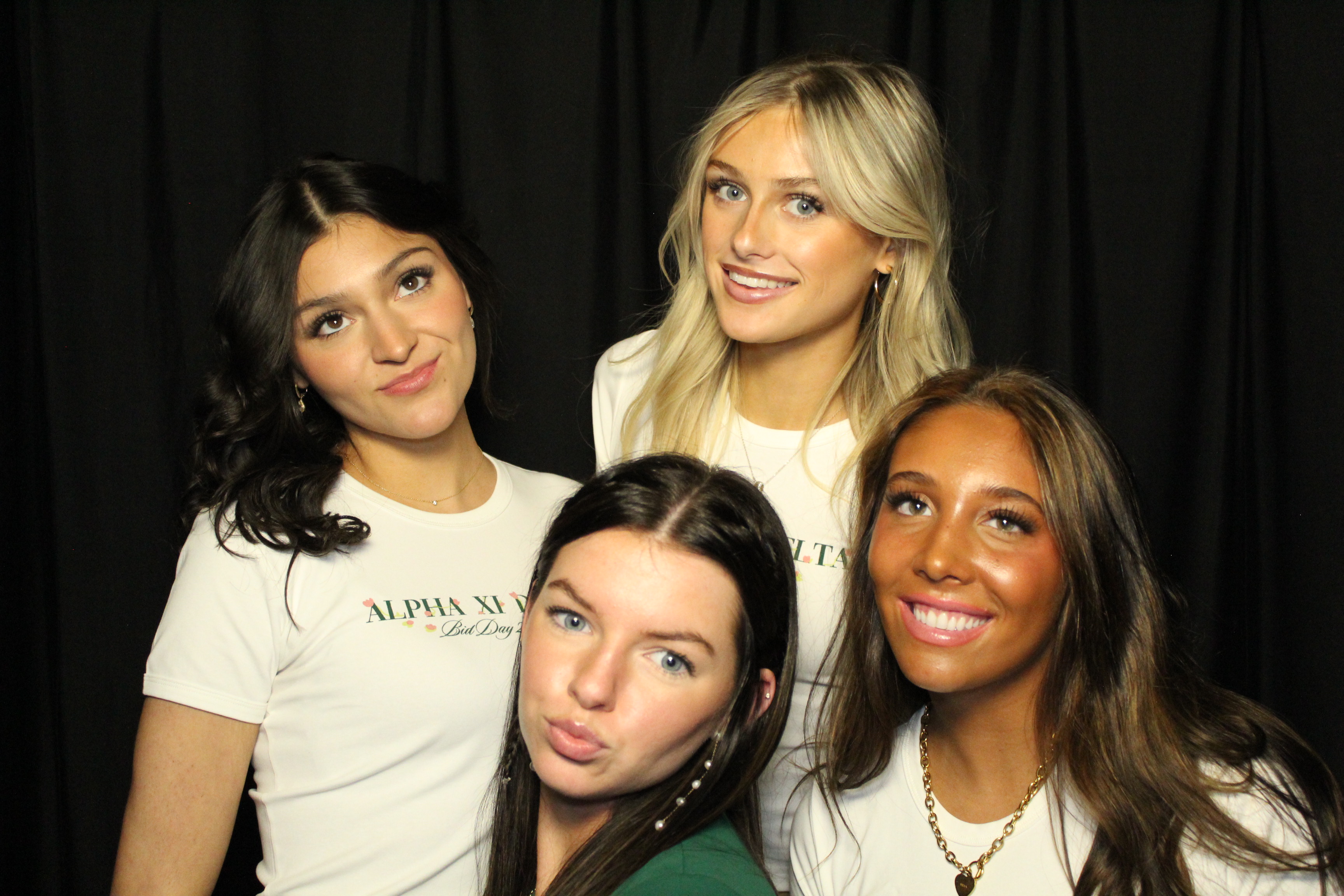 Alpha Xi Delta | View more photos from the event at gallery.photoboothcincy.com/u/PhotoBoothCincy/Alpha-Xi-Delta