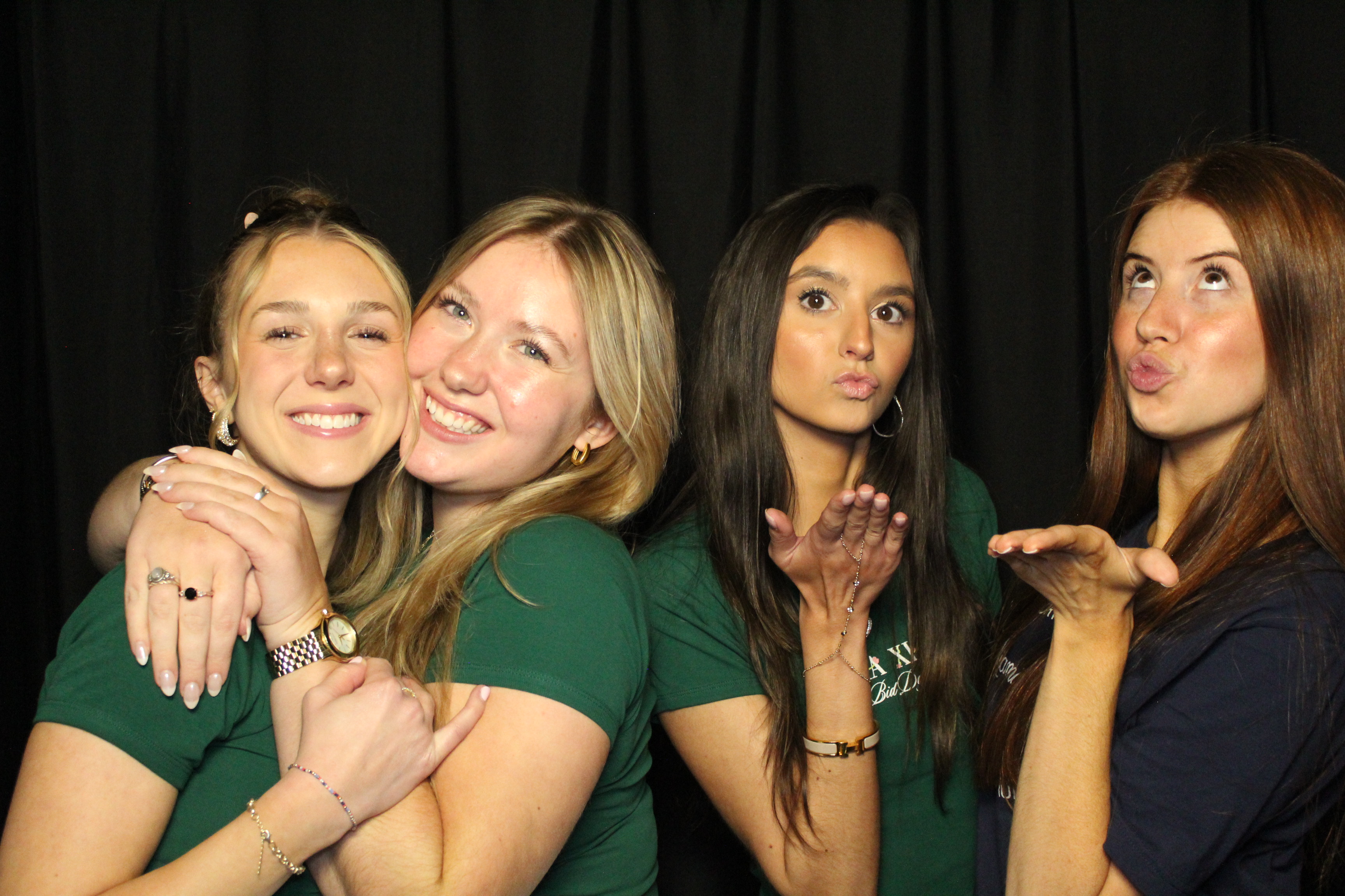 Alpha Xi Delta | View more photos from the event at gallery.photoboothcincy.com/u/PhotoBoothCincy/Alpha-Xi-Delta
