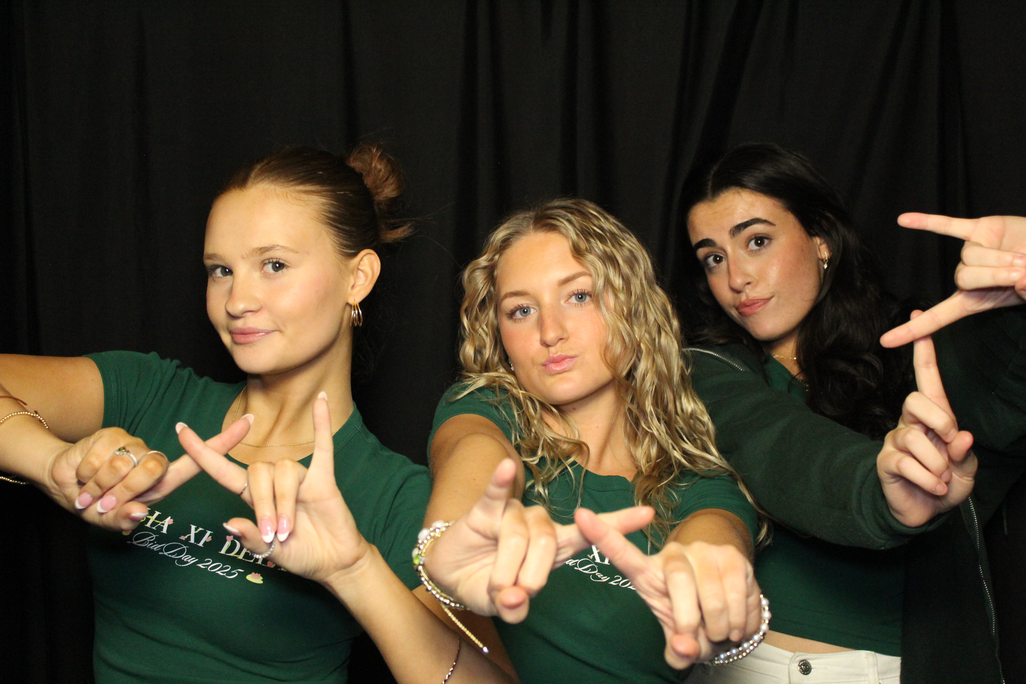 Alpha Xi Delta | View more photos from the event at gallery.photoboothcincy.com/u/PhotoBoothCincy/Alpha-Xi-Delta
