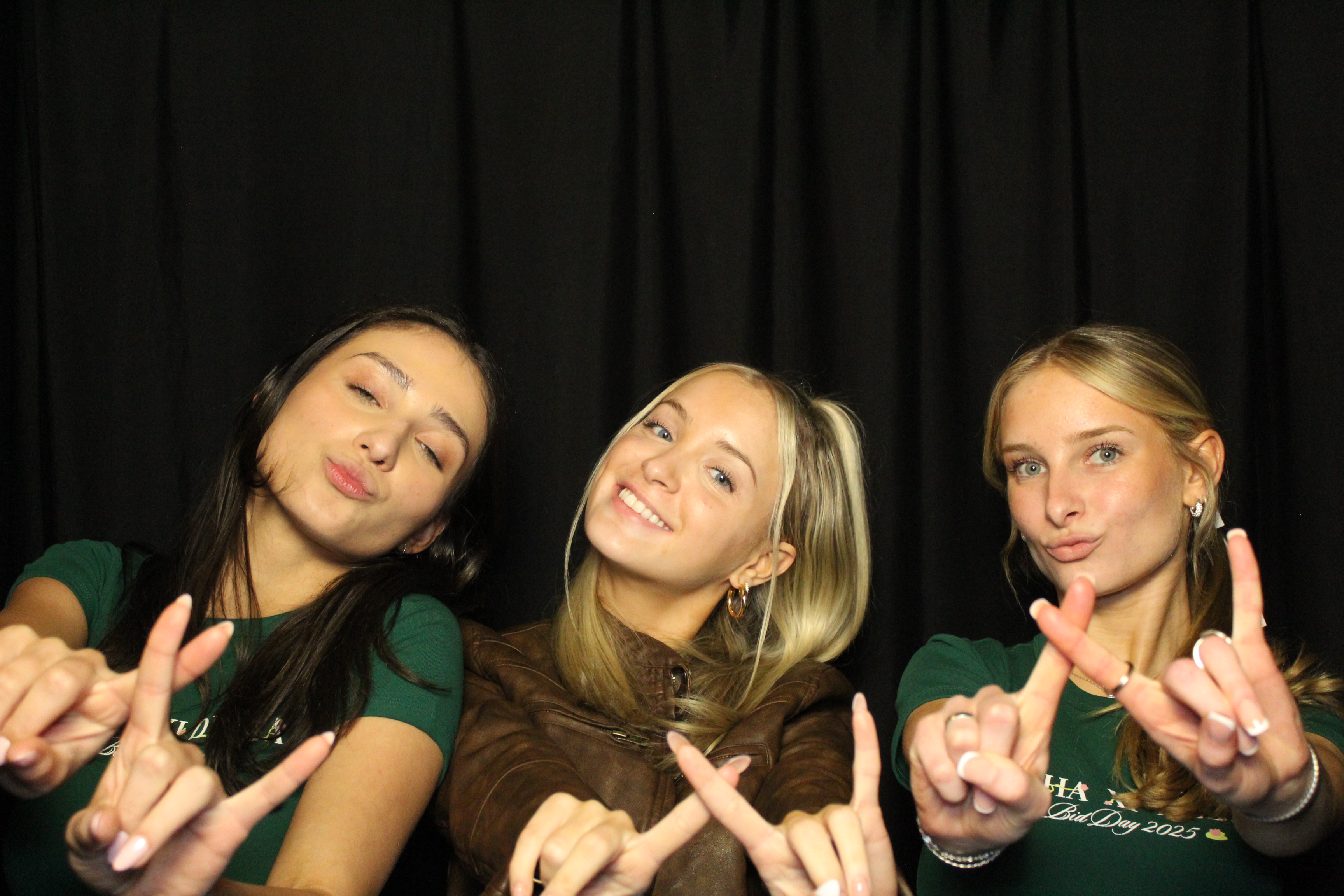 Alpha Xi Delta | View more photos from the event at gallery.photoboothcincy.com/u/PhotoBoothCincy/Alpha-Xi-Delta