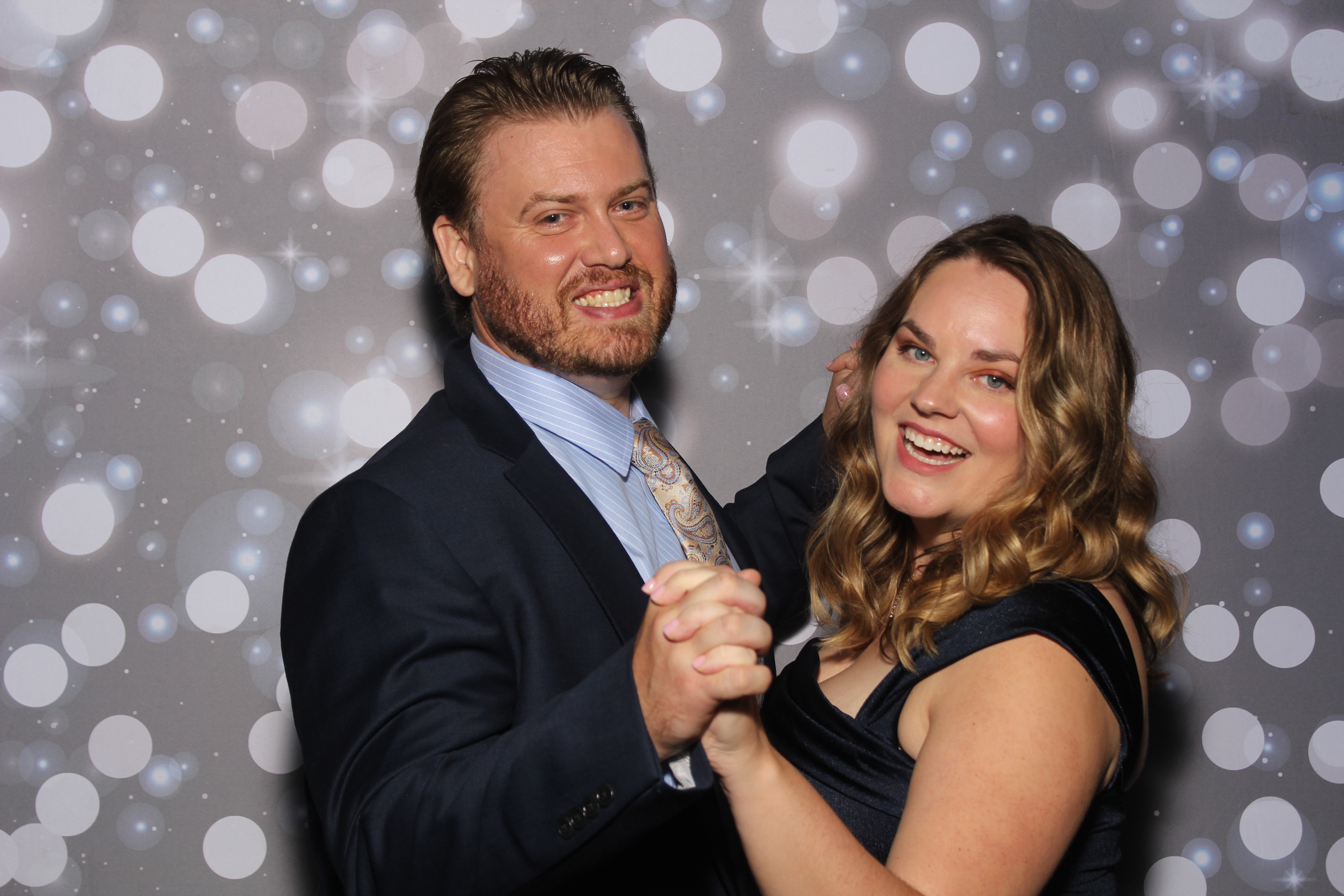 Amy & Rob | View more photos from the event at gallery.photoboothcincy.com/u/PhotoBoothCincy/Amy-Rob