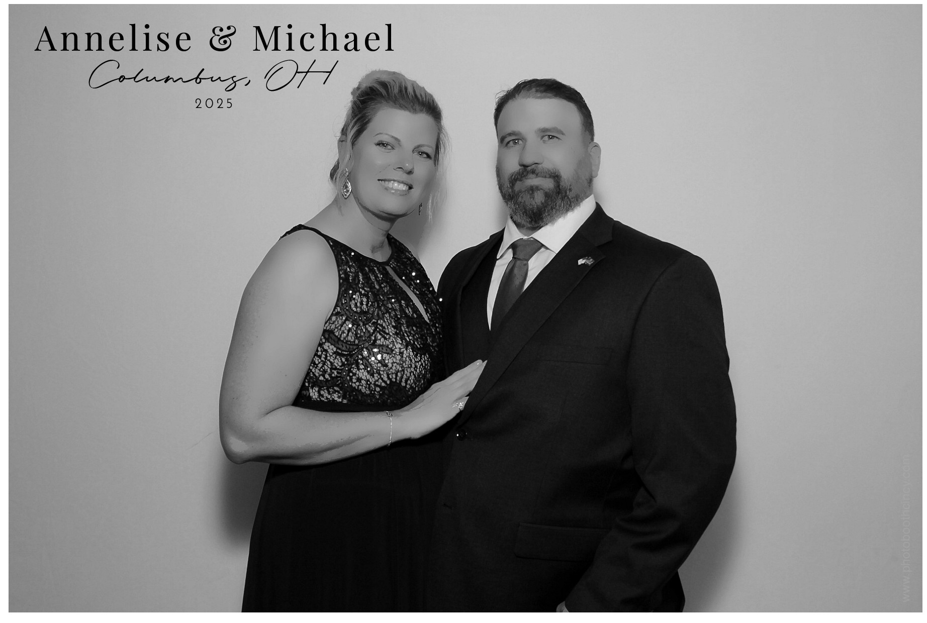 Annelise & Michael | View more photos from the event at gallery.photoboothcincy.com/u/PhotoBoothCincy/Annelise-Michael