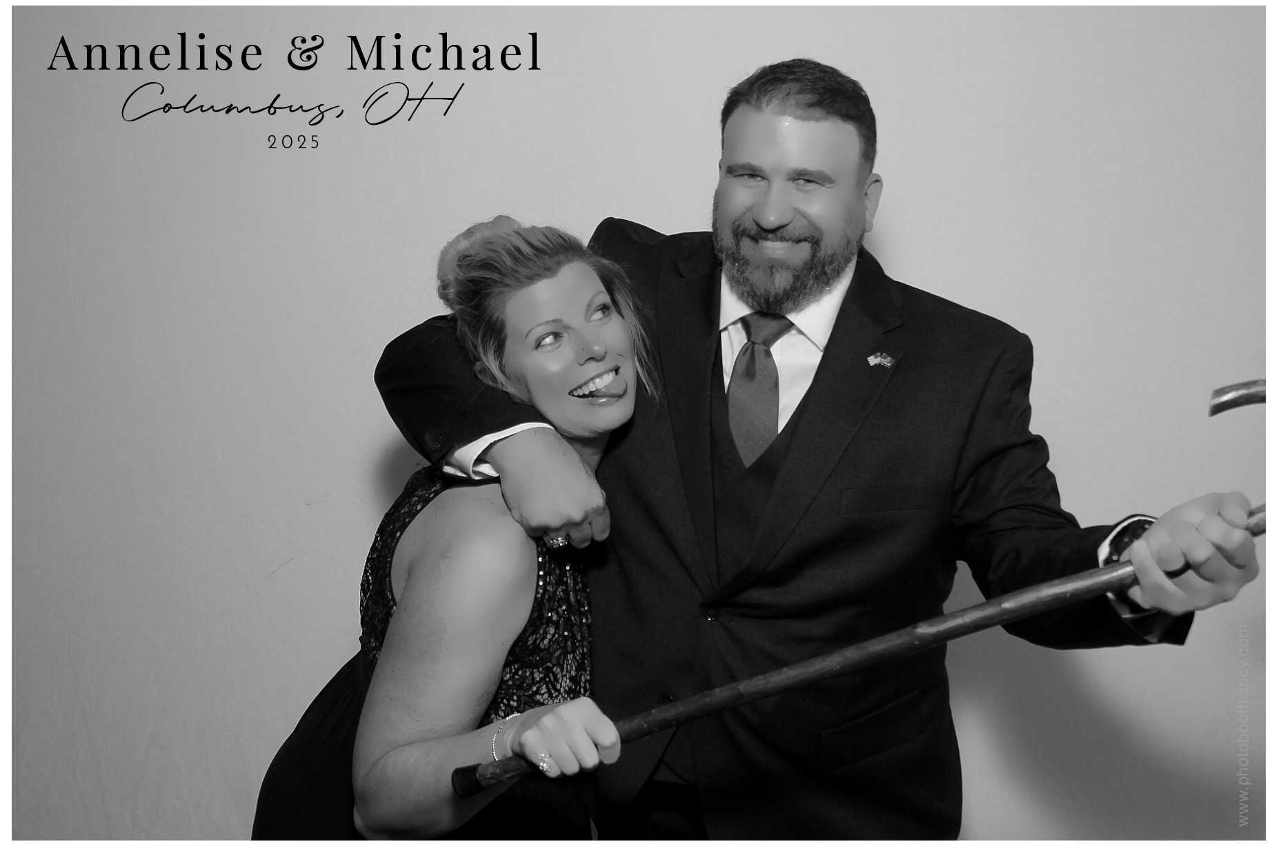 Annelise & Michael | View more photos from the event at gallery.photoboothcincy.com/u/PhotoBoothCincy/Annelise-Michael