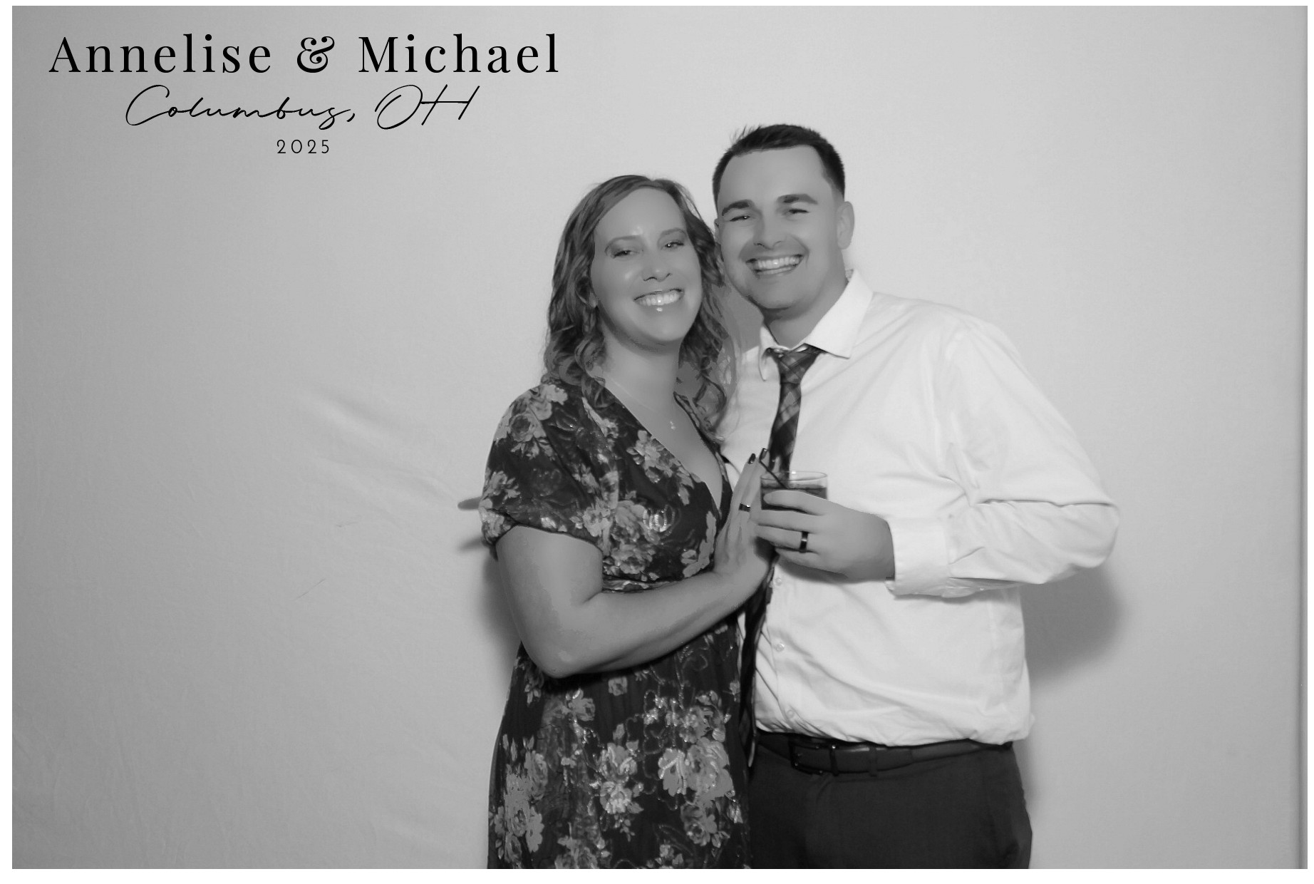 Annelise & Michael | View more photos from the event at gallery.photoboothcincy.com/u/PhotoBoothCincy/Annelise-Michael