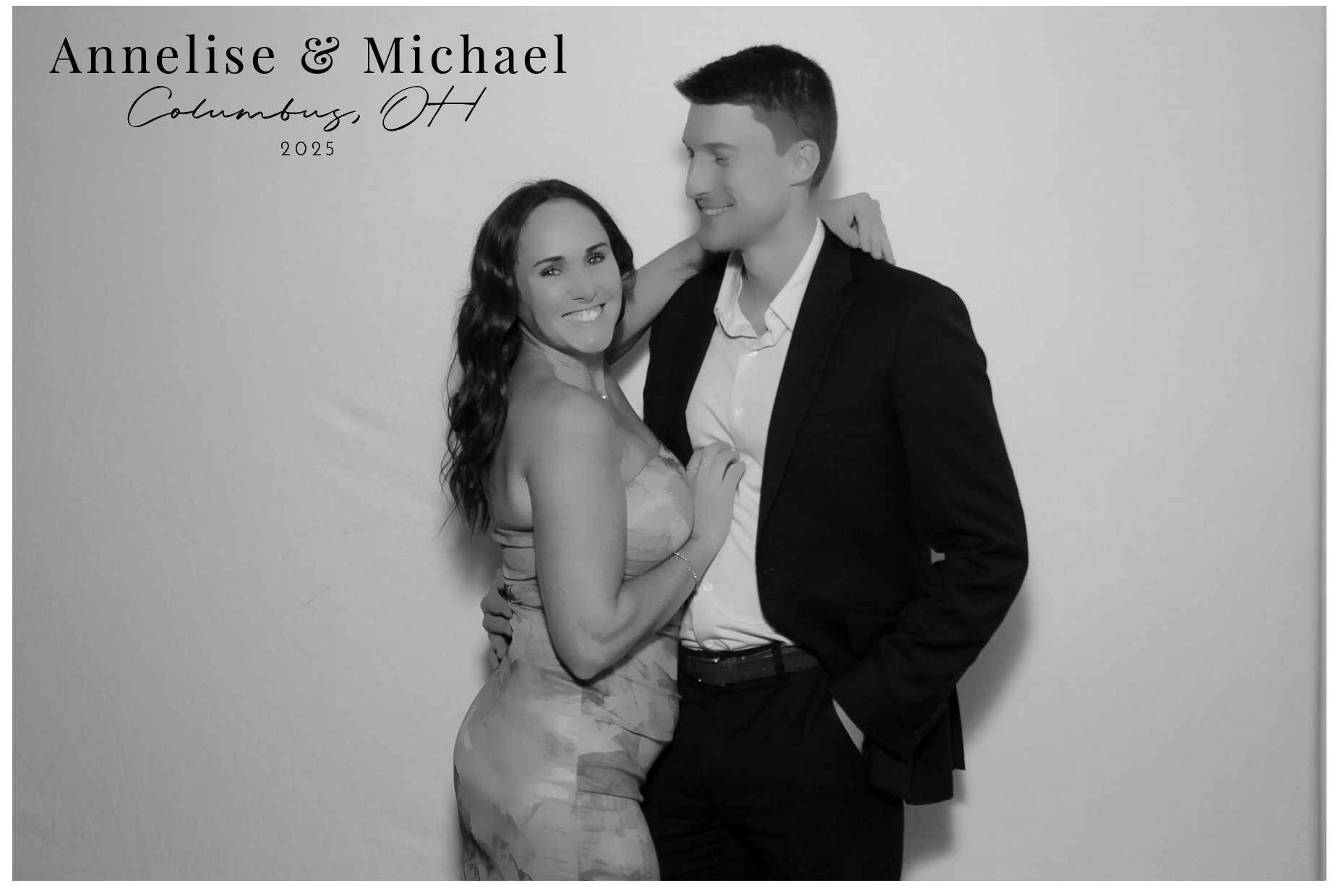 Annelise & Michael | View more photos from the event at gallery.photoboothcincy.com/u/PhotoBoothCincy/Annelise-Michael