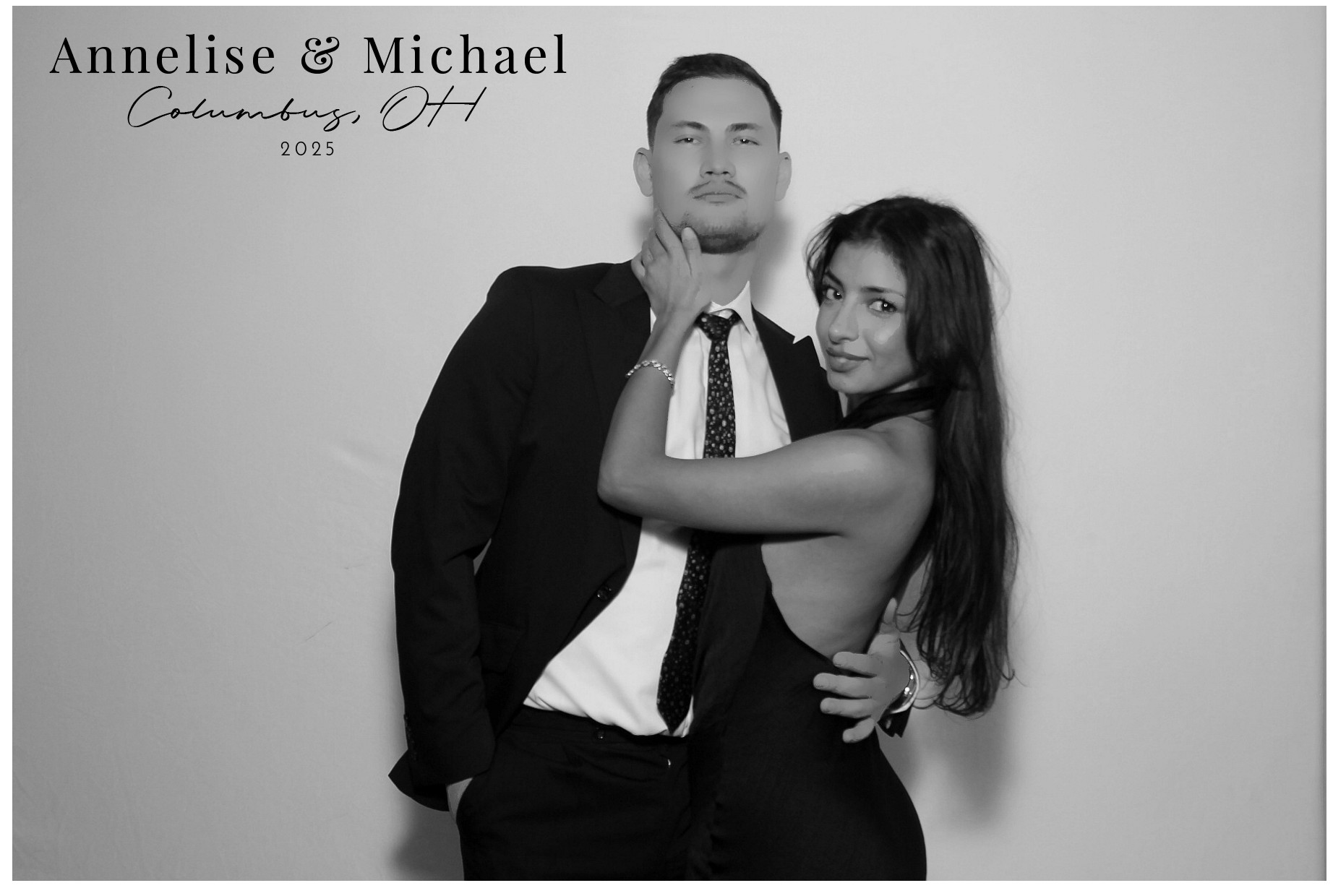 Annelise & Michael | View more photos from the event at gallery.photoboothcincy.com/u/PhotoBoothCincy/Annelise-Michael