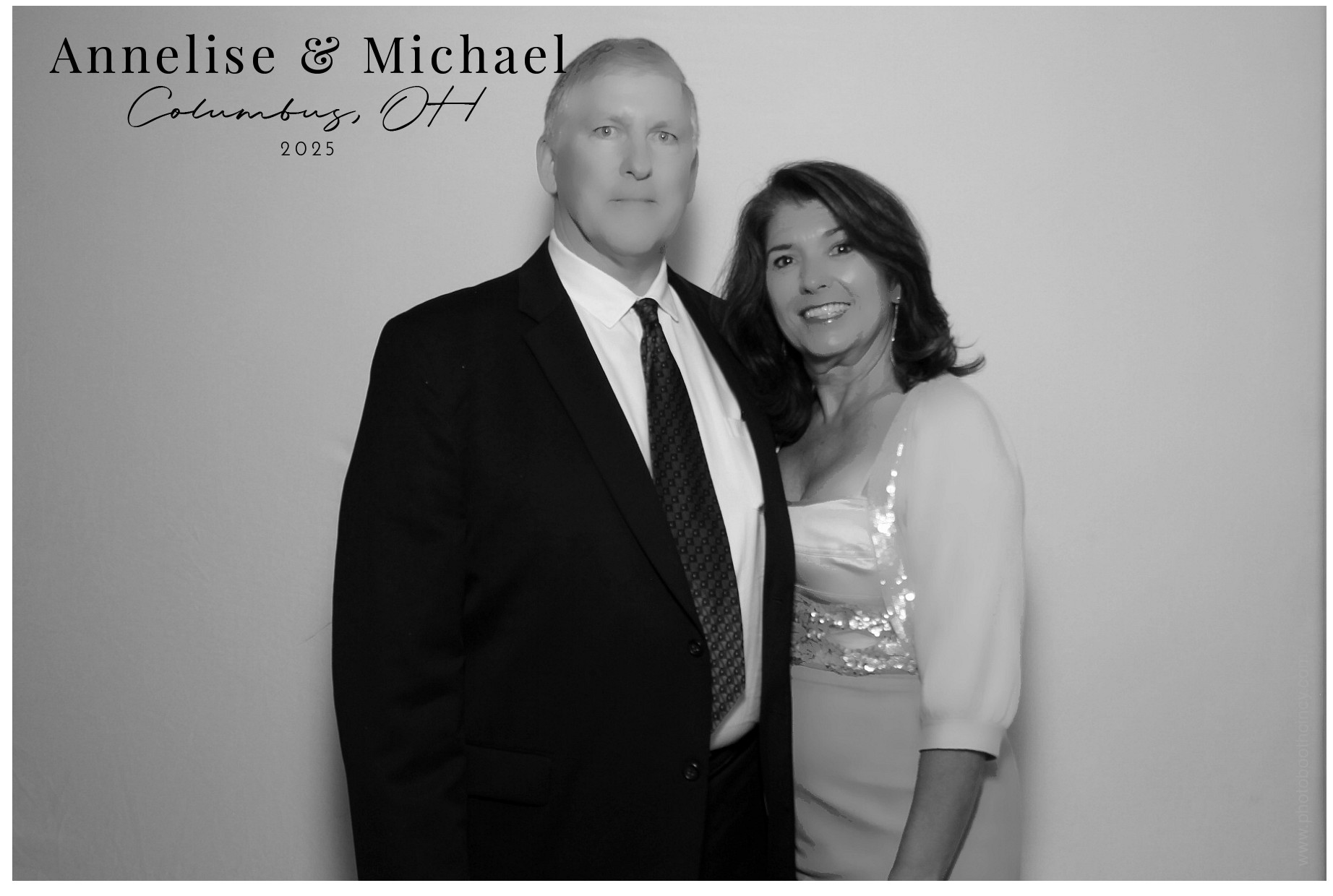 Annelise & Michael | View more photos from the event at gallery.photoboothcincy.com/u/PhotoBoothCincy/Annelise-Michael
