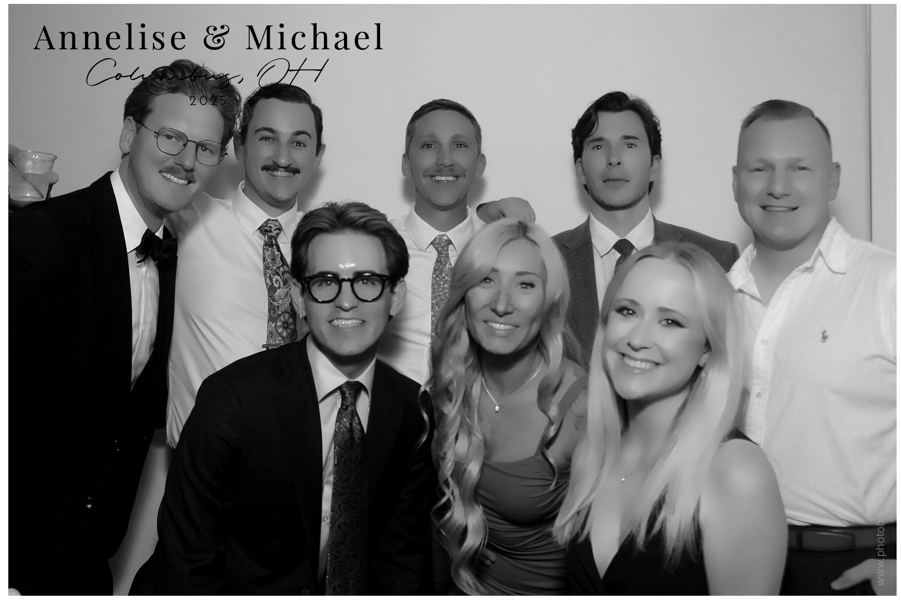 Annelise & Michael | View more photos from the event at gallery.photoboothcincy.com/u/PhotoBoothCincy/Annelise-Michael
