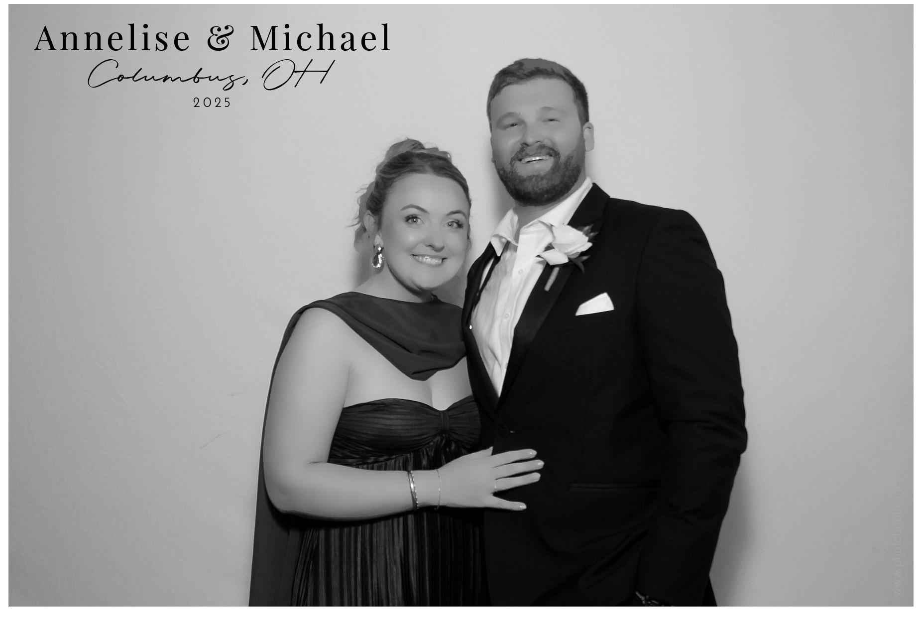 Annelise & Michael | View more photos from the event at gallery.photoboothcincy.com/u/PhotoBoothCincy/Annelise-Michael