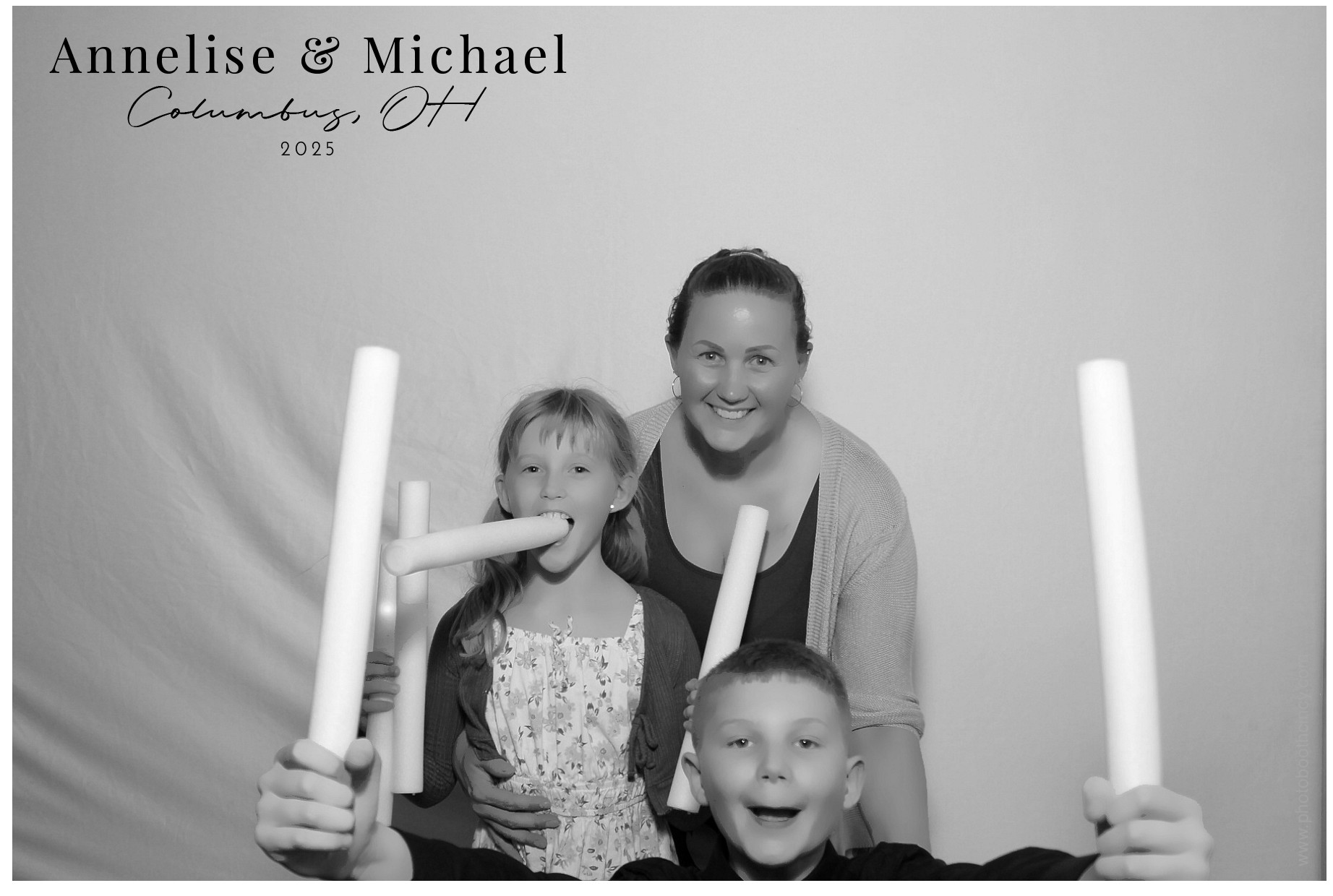 Annelise & Michael | View more photos from the event at gallery.photoboothcincy.com/u/PhotoBoothCincy/Annelise-Michael