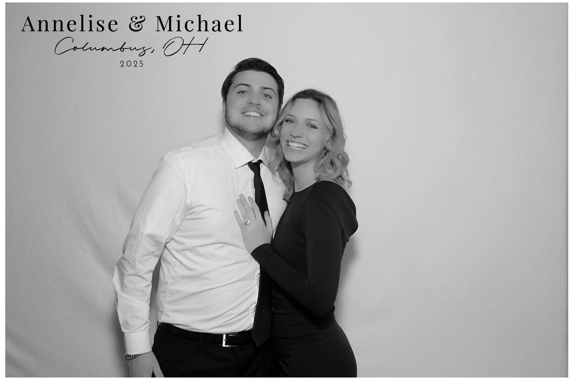 Annelise & Michael | View more photos from the event at gallery.photoboothcincy.com/u/PhotoBoothCincy/Annelise-Michael