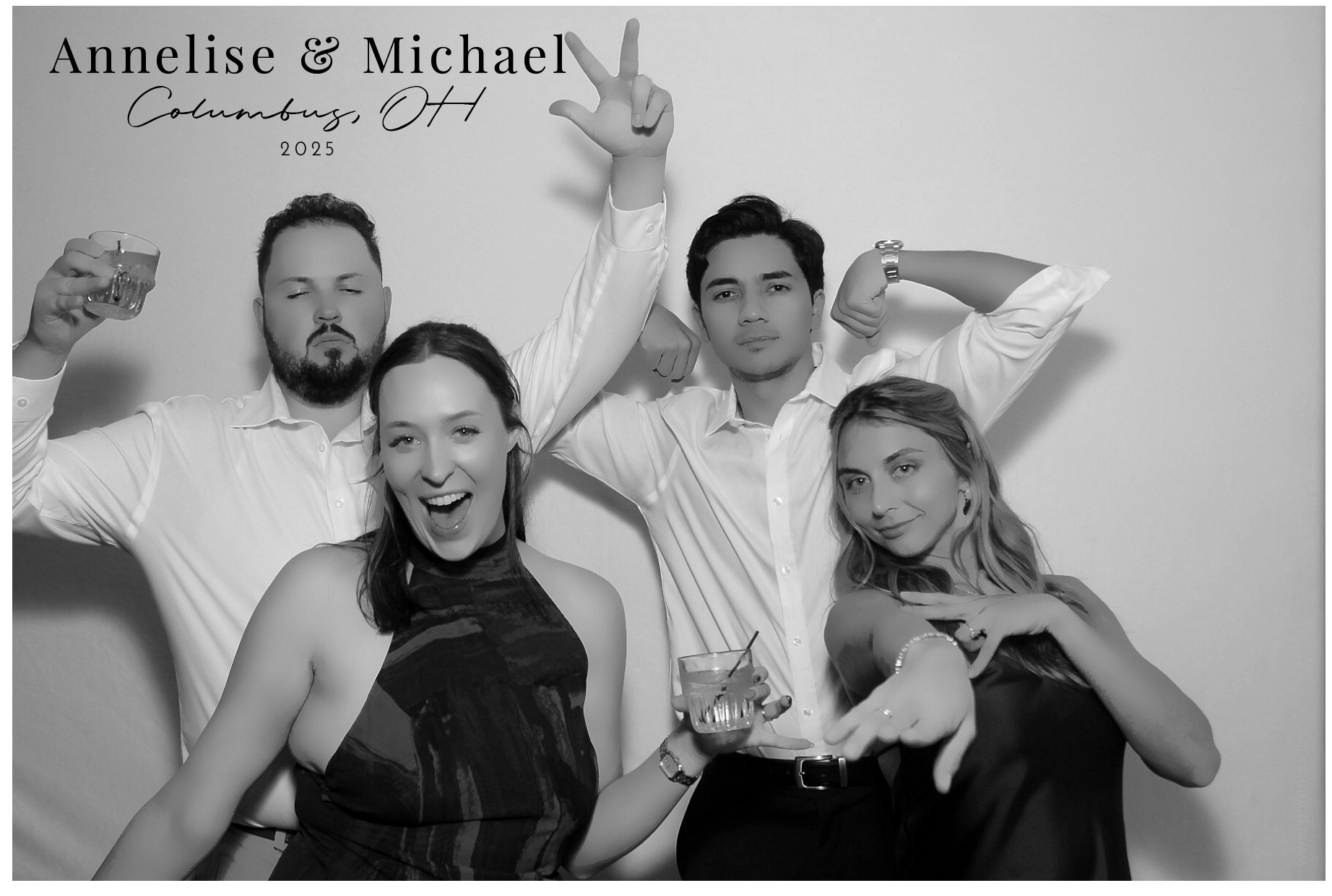Annelise & Michael | View more photos from the event at gallery.photoboothcincy.com/u/PhotoBoothCincy/Annelise-Michael
