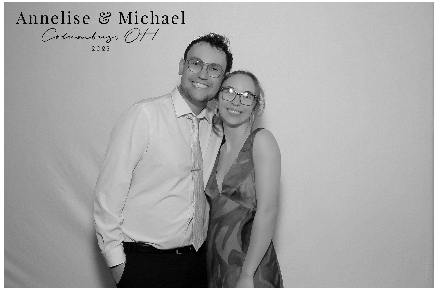 Annelise & Michael | View more photos from the event at gallery.photoboothcincy.com/u/PhotoBoothCincy/Annelise-Michael