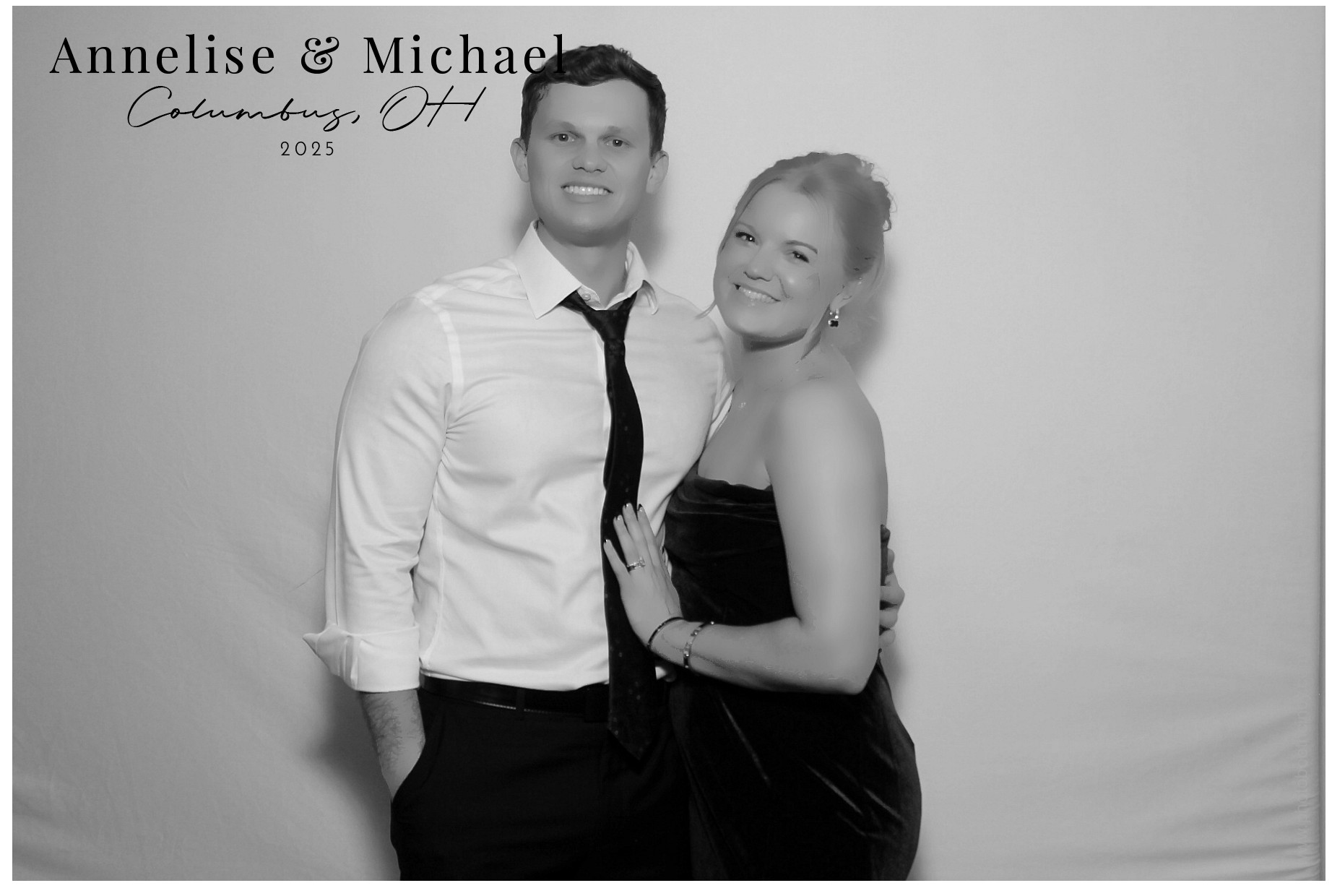 Annelise & Michael | View more photos from the event at gallery.photoboothcincy.com/u/PhotoBoothCincy/Annelise-Michael