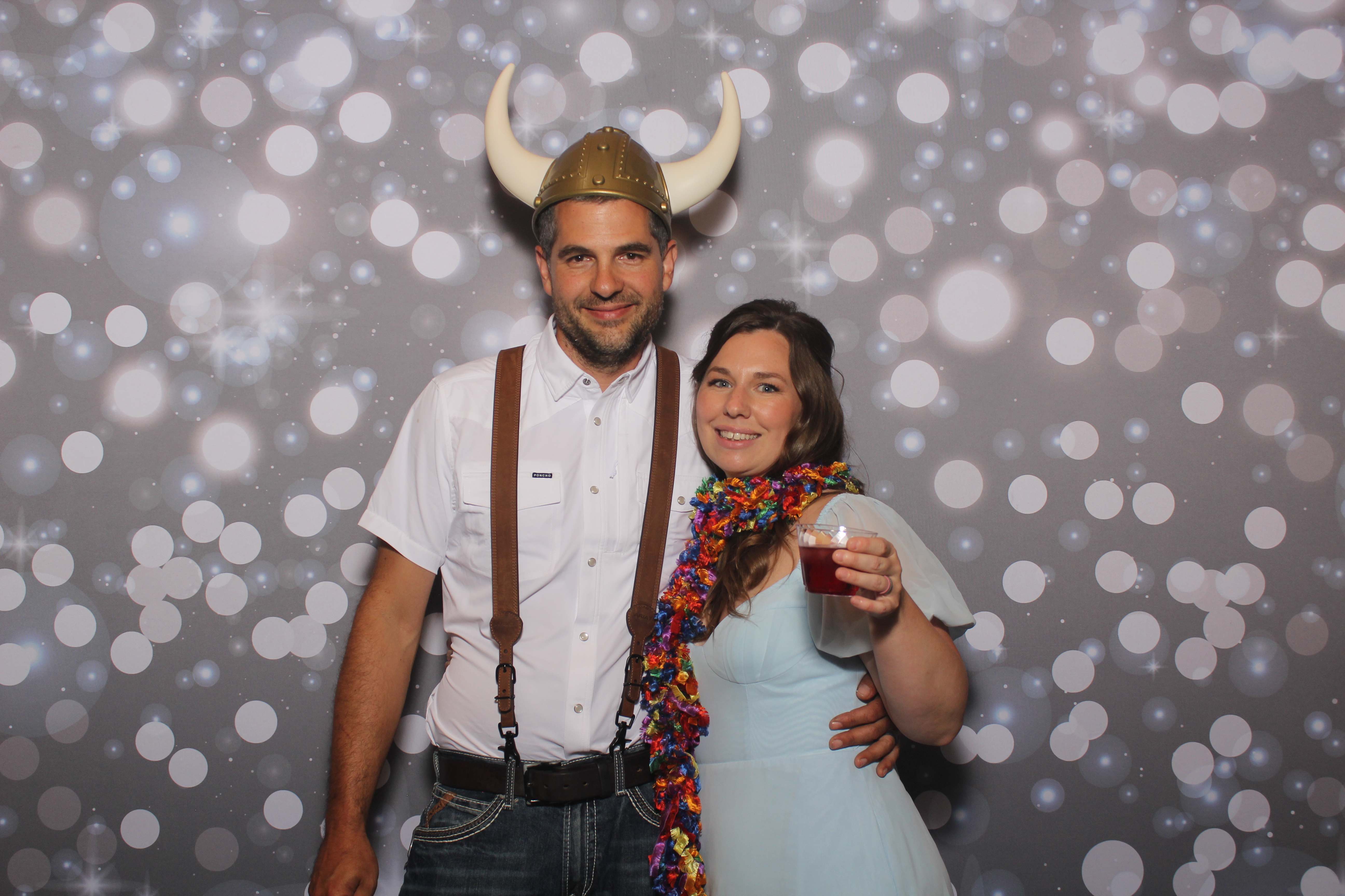 Ashleigh Lindsey Reception | View more photos from the event at gallery.photoboothcincy.com/u/PhotoBoothCincy/Ashleigh-Lindsey-Reception