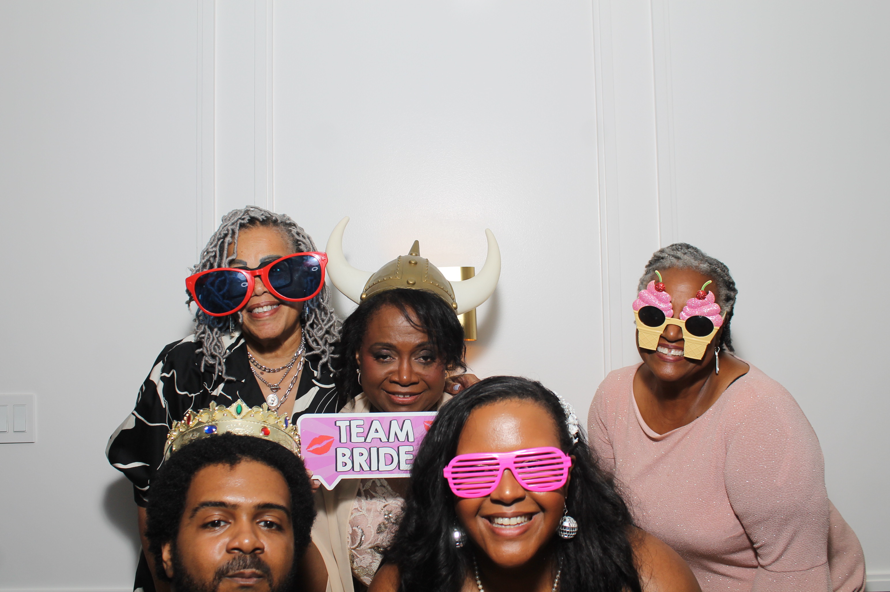 Ashton Spann Reception | View more photos from the event at gallery.photoboothcincy.com/u/PhotoBoothCincy/Ashton-Spann-Reception