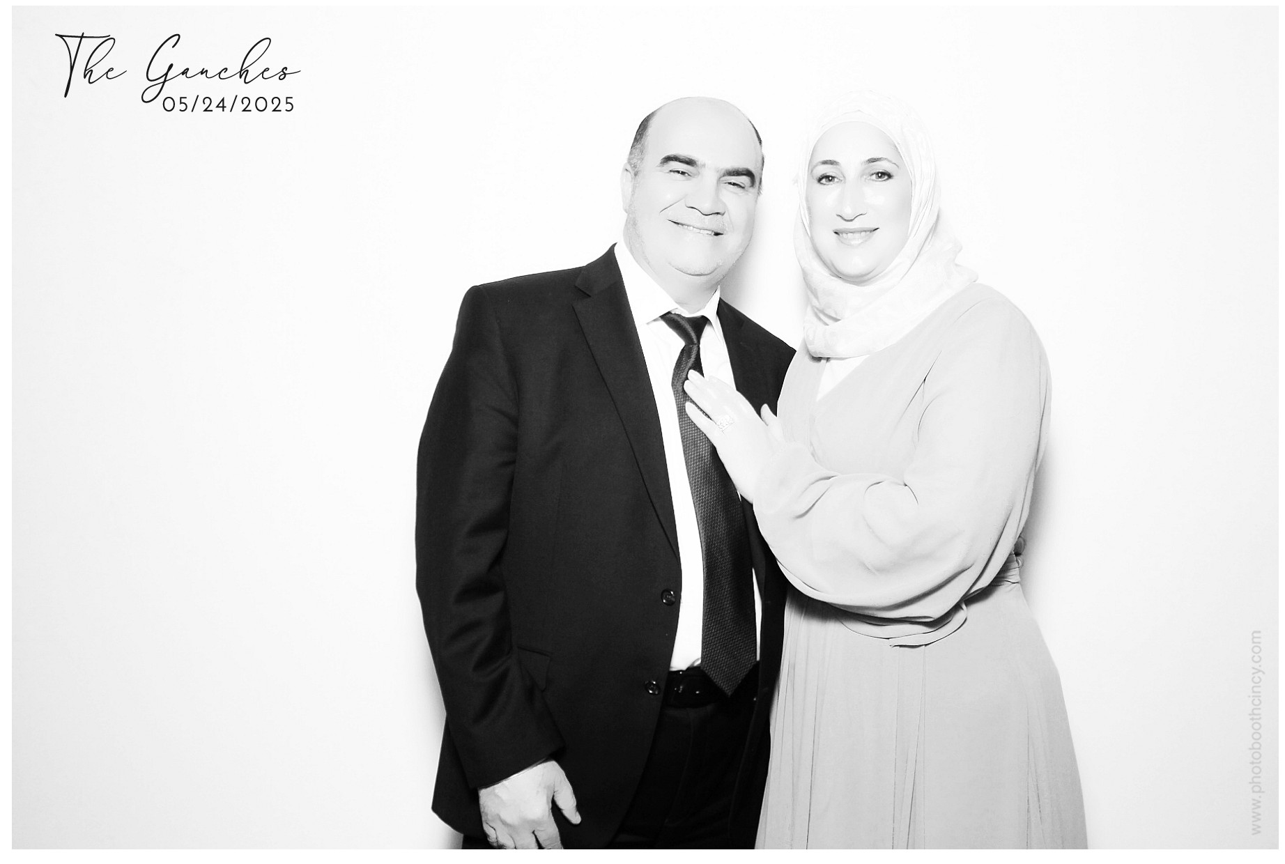 Aya & Brian's Wedding | View more photos from the event at gallery.photoboothcincy.com/u/PhotoBoothCincy/Aya-Brians-Wedding
