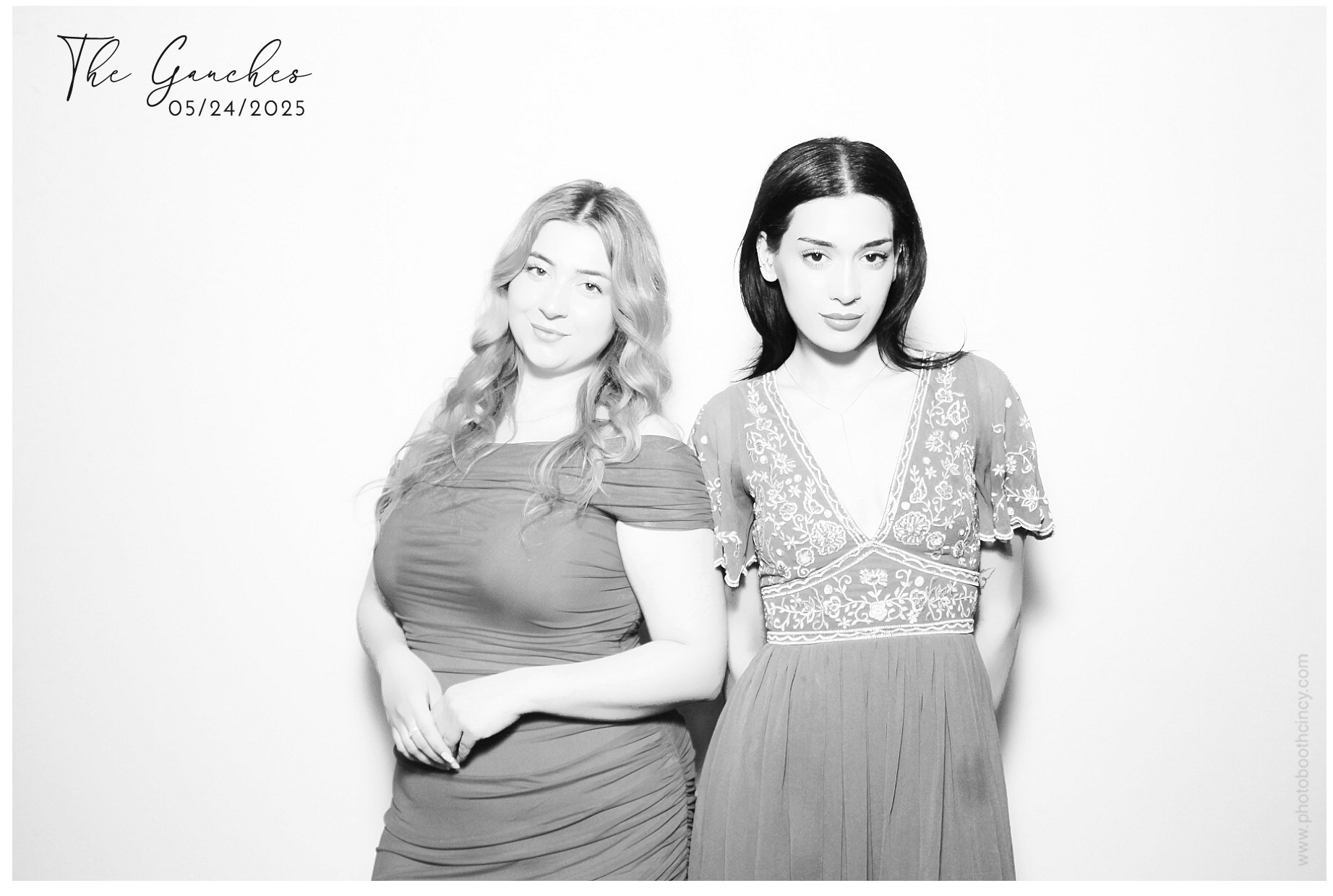 Aya & Brian's Wedding | View more photos from the event at gallery.photoboothcincy.com/u/PhotoBoothCincy/Aya-Brians-Wedding