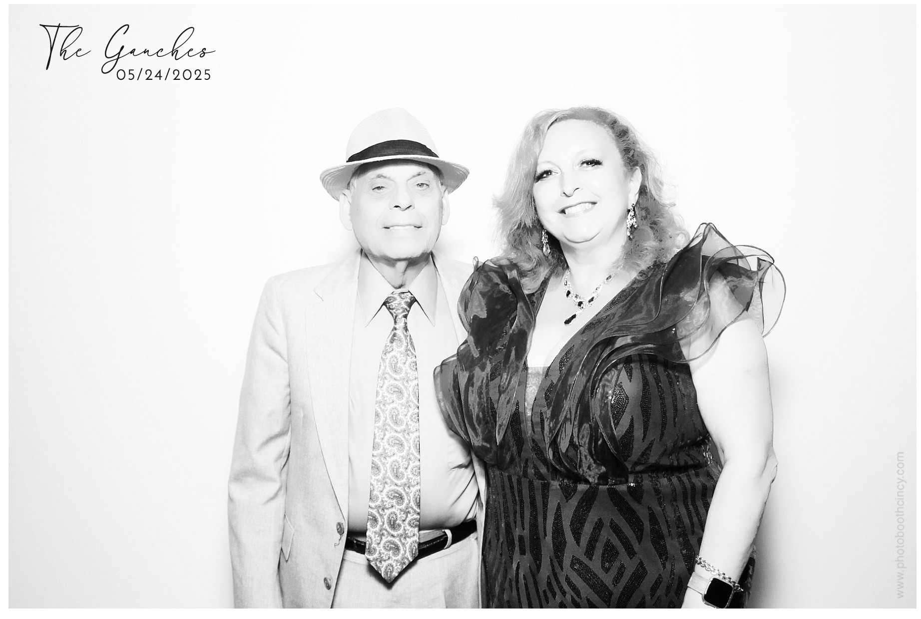 Aya & Brian's Wedding | View more photos from the event at gallery.photoboothcincy.com/u/PhotoBoothCincy/Aya-Brians-Wedding