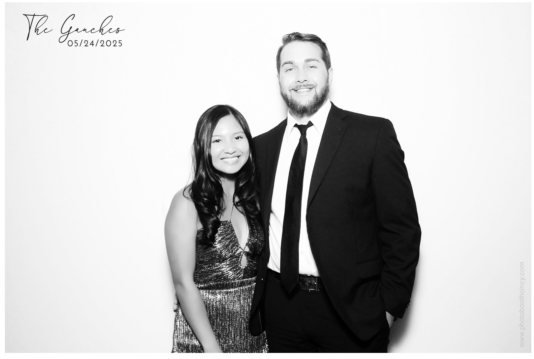 Aya & Brian's Wedding | View more photos from the event at gallery.photoboothcincy.com/u/PhotoBoothCincy/Aya-Brians-Wedding
