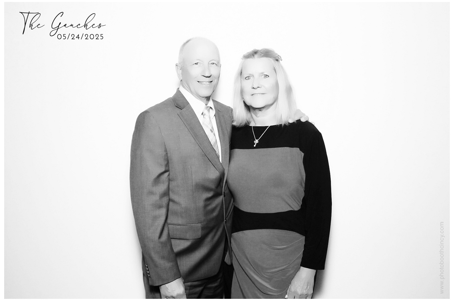 Aya & Brian's Wedding | View more photos from the event at gallery.photoboothcincy.com/u/PhotoBoothCincy/Aya-Brians-Wedding