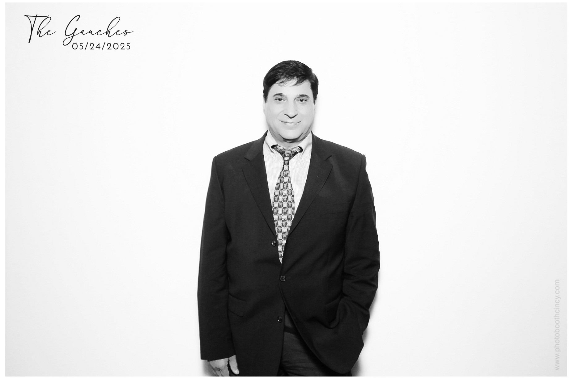 Aya & Brian's Wedding | View more photos from the event at gallery.photoboothcincy.com/u/PhotoBoothCincy/Aya-Brians-Wedding