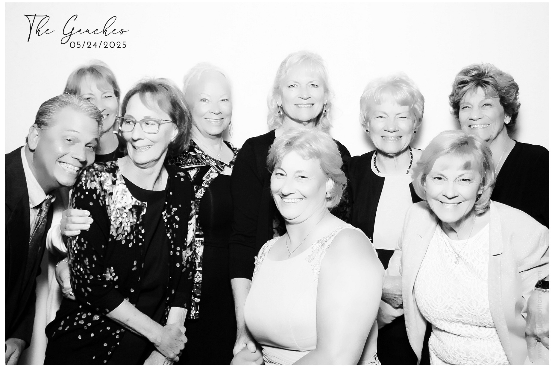 Aya & Brian's Wedding | View more photos from the event at gallery.photoboothcincy.com/u/PhotoBoothCincy/Aya-Brians-Wedding