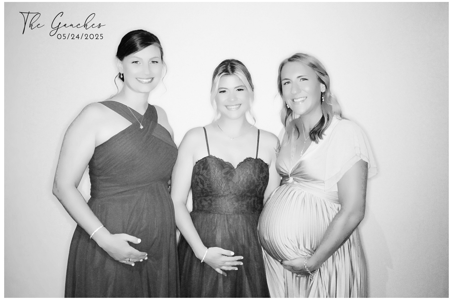 Aya & Brian's Wedding | View more photos from the event at gallery.photoboothcincy.com/u/PhotoBoothCincy/Aya-Brians-Wedding