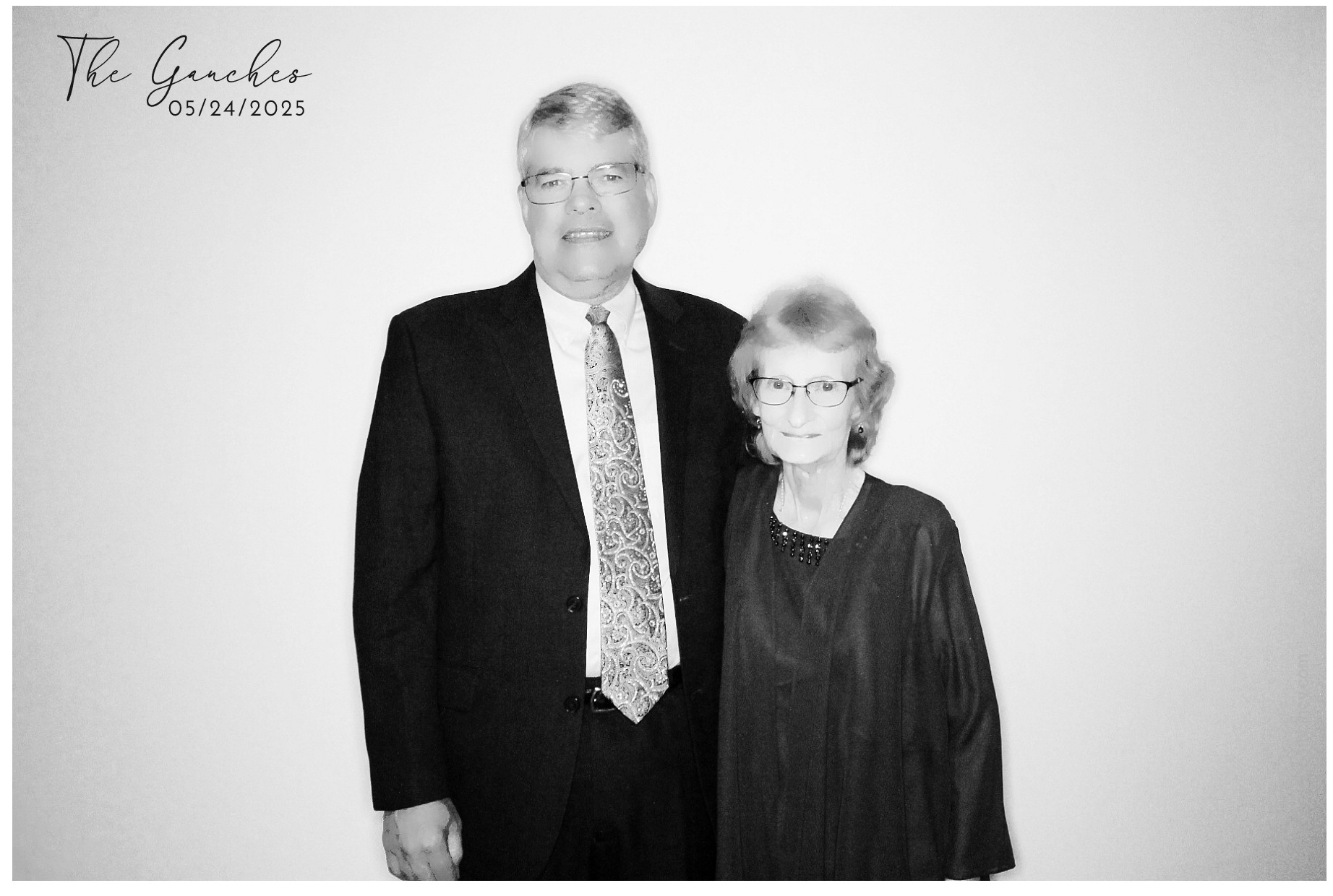 Aya & Brian's Wedding | View more photos from the event at gallery.photoboothcincy.com/u/PhotoBoothCincy/Aya-Brians-Wedding