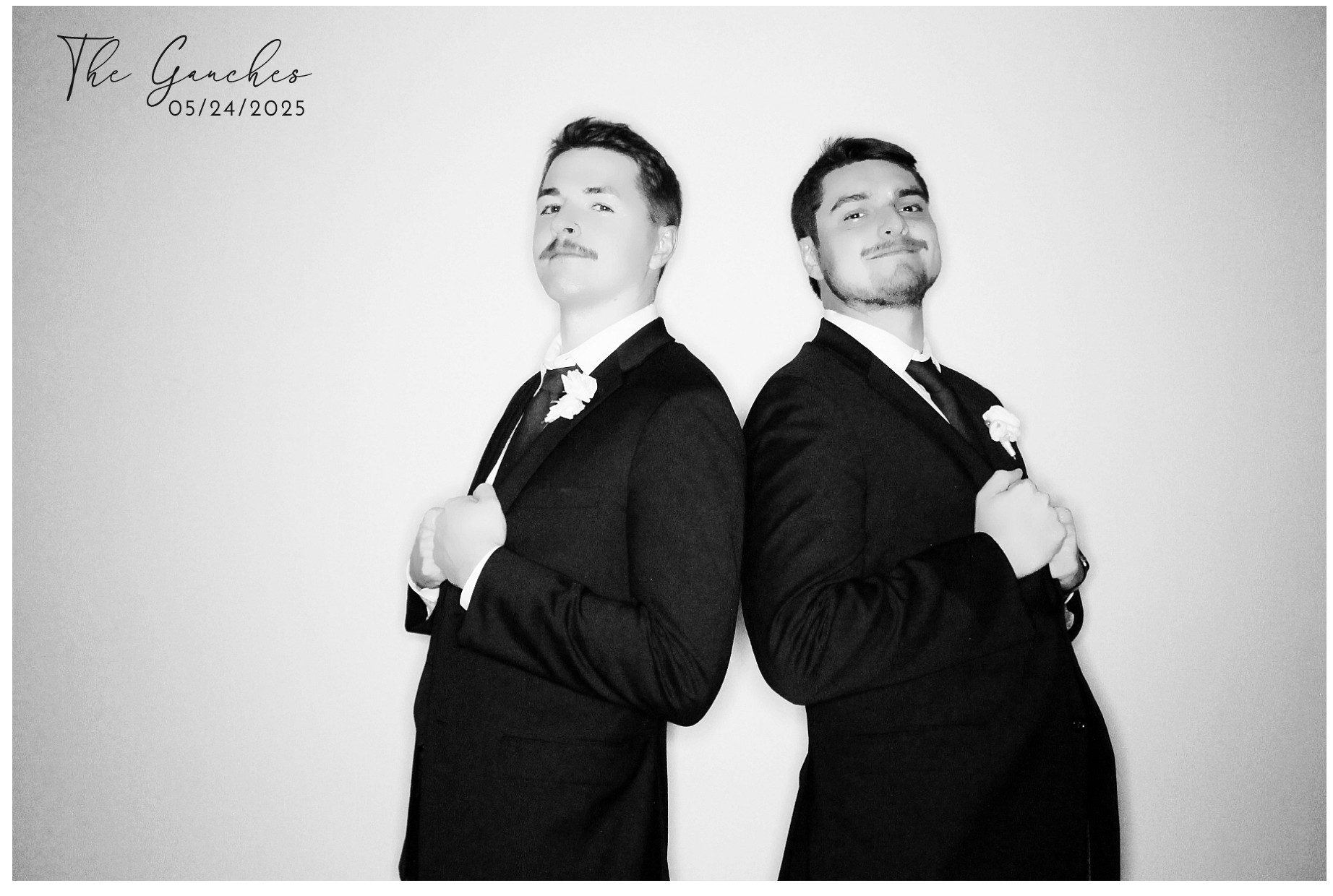 Aya & Brian's Wedding | View more photos from the event at gallery.photoboothcincy.com/u/PhotoBoothCincy/Aya-Brians-Wedding