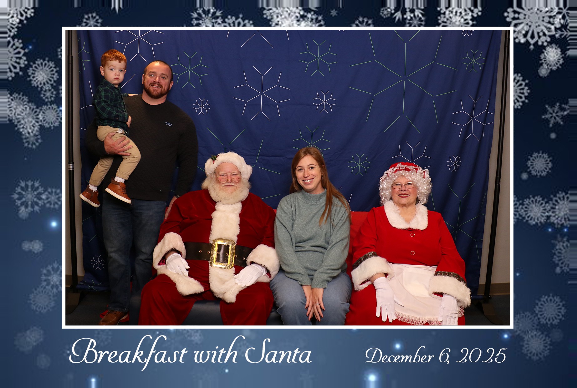 BREAKFAST WITH SANTA | View more photos from the event at gallery.photoboothcincy.com/u/PhotoBoothCincy/BREAKFAST-WITH-SANTA