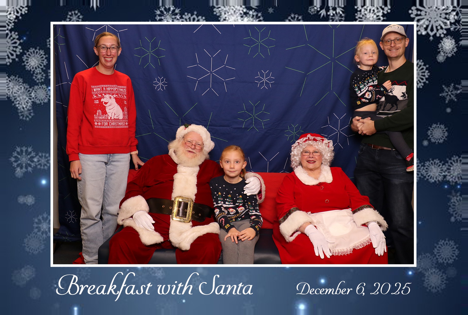 BREAKFAST WITH SANTA | View more photos from the event at gallery.photoboothcincy.com/u/PhotoBoothCincy/BREAKFAST-WITH-SANTA