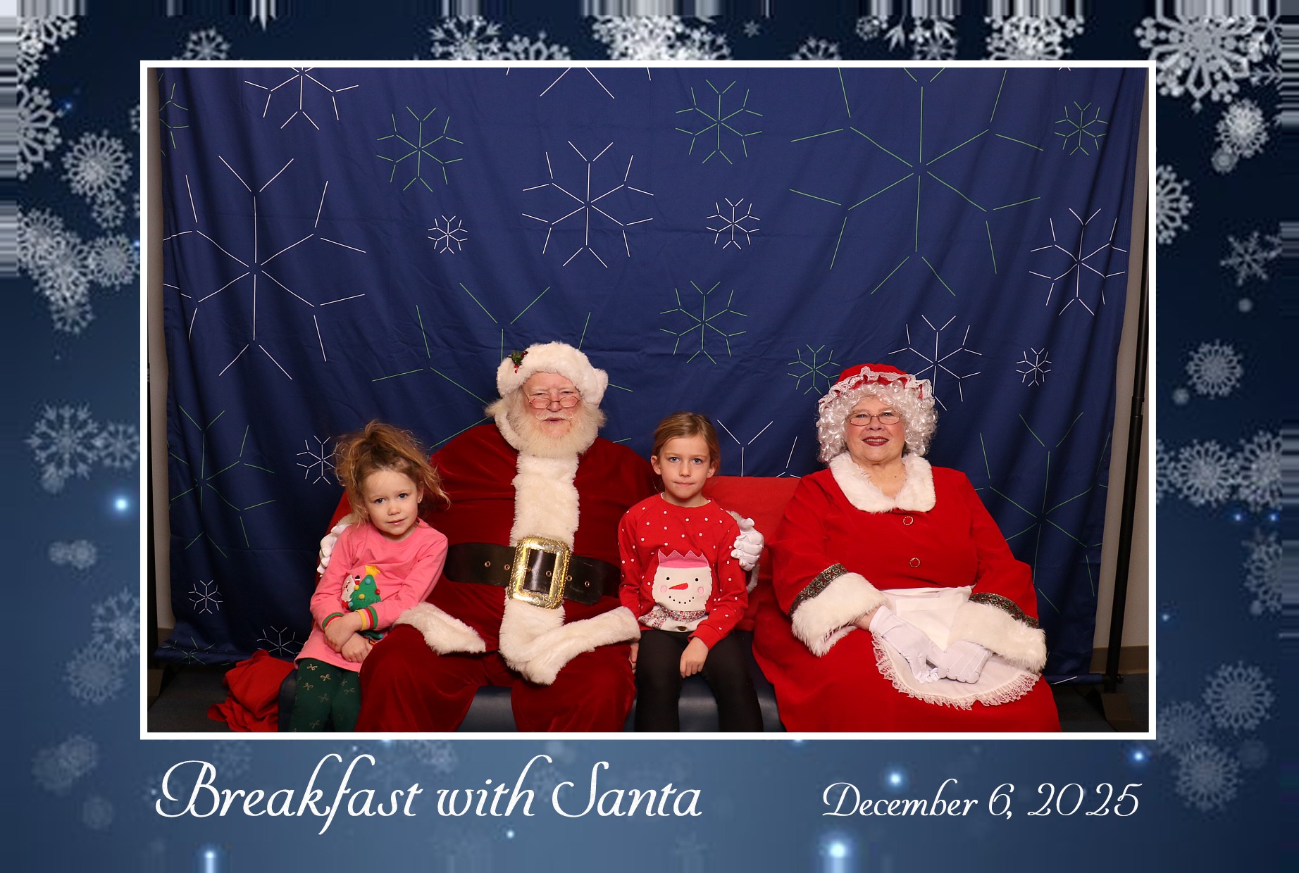BREAKFAST WITH SANTA | View more photos from the event at gallery.photoboothcincy.com/u/PhotoBoothCincy/BREAKFAST-WITH-SANTA