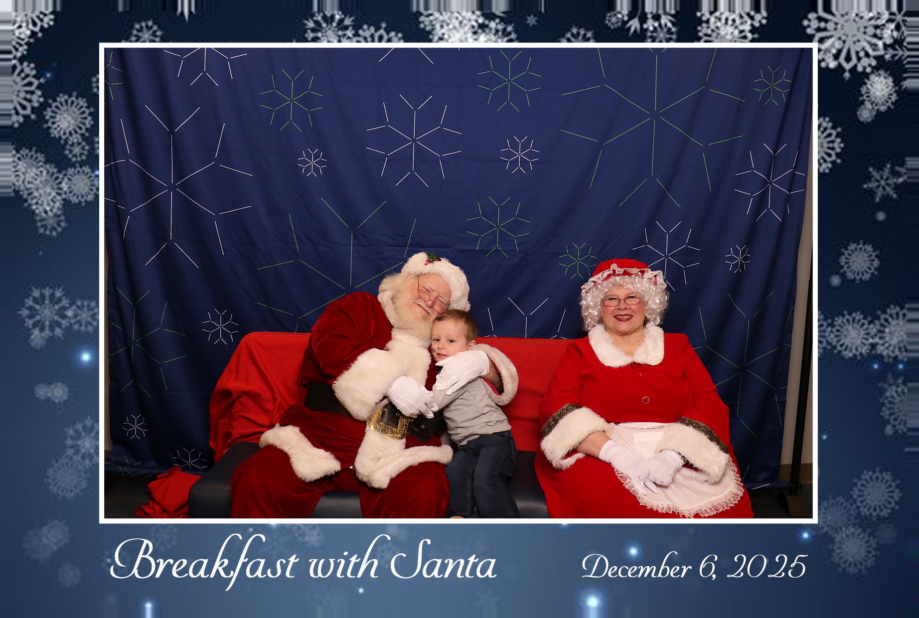 BREAKFAST WITH SANTA | View more photos from the event at gallery.photoboothcincy.com/u/PhotoBoothCincy/BREAKFAST-WITH-SANTA