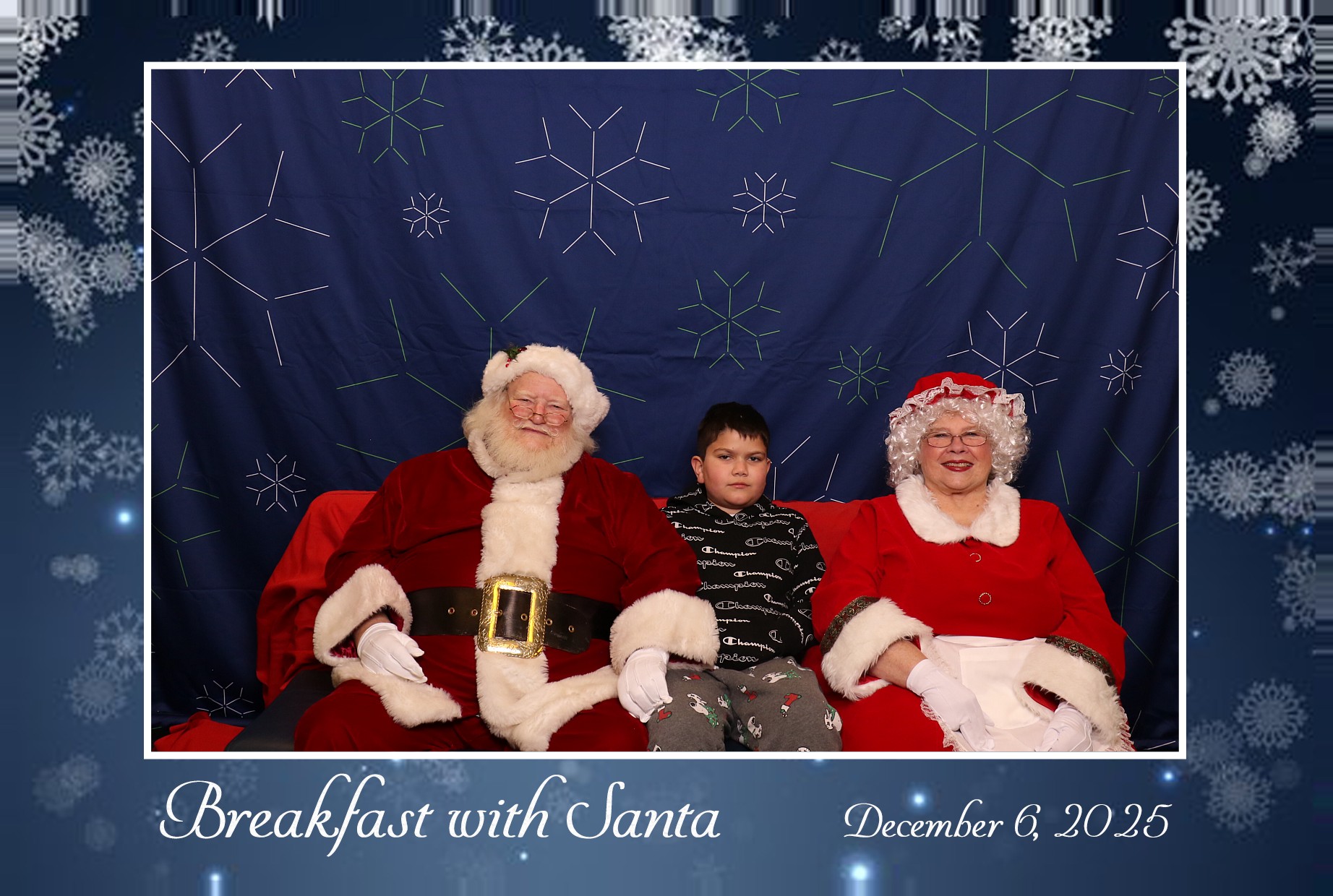 BREAKFAST WITH SANTA | View more photos from the event at gallery.photoboothcincy.com/u/PhotoBoothCincy/BREAKFAST-WITH-SANTA