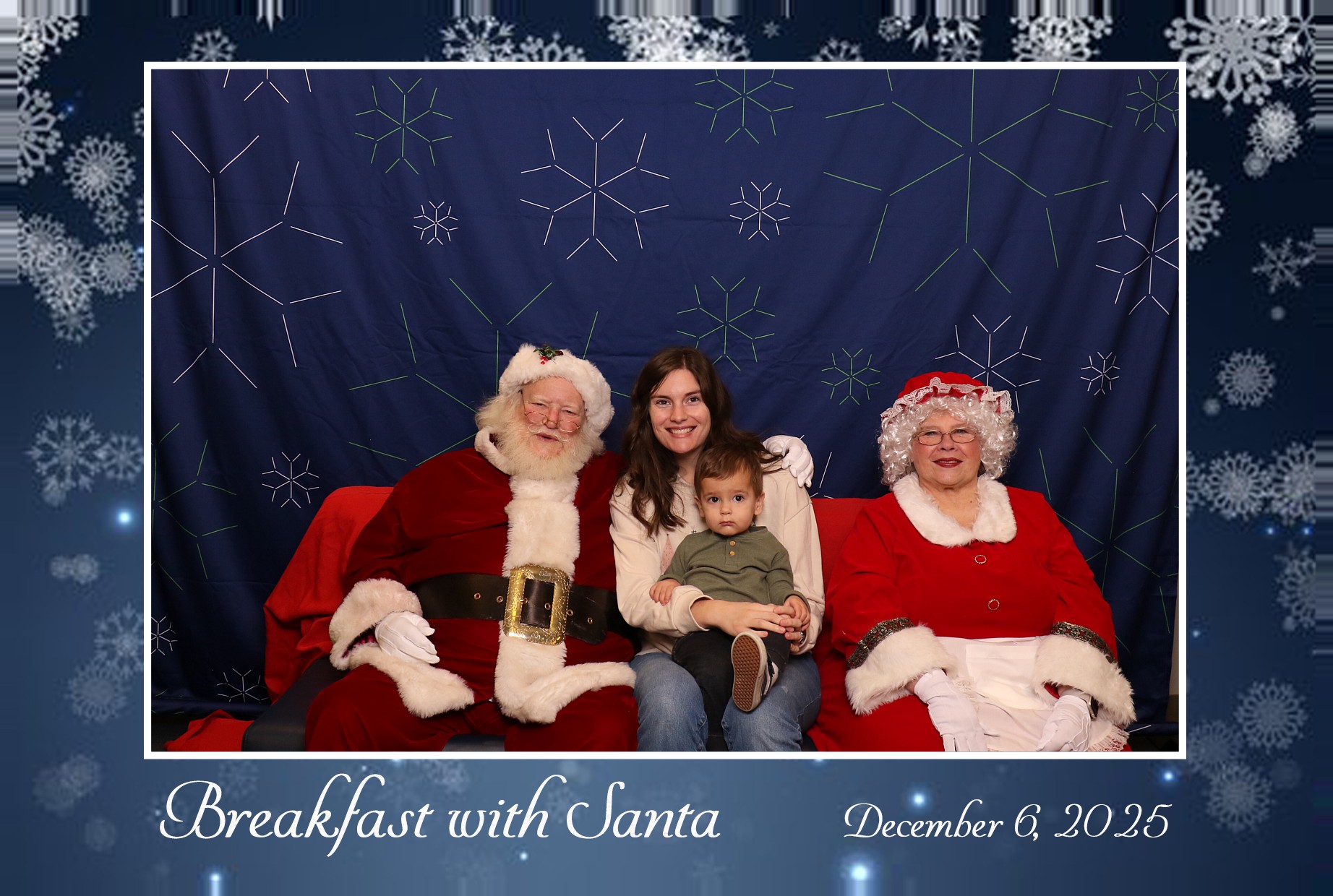 BREAKFAST WITH SANTA | View more photos from the event at gallery.photoboothcincy.com/u/PhotoBoothCincy/BREAKFAST-WITH-SANTA