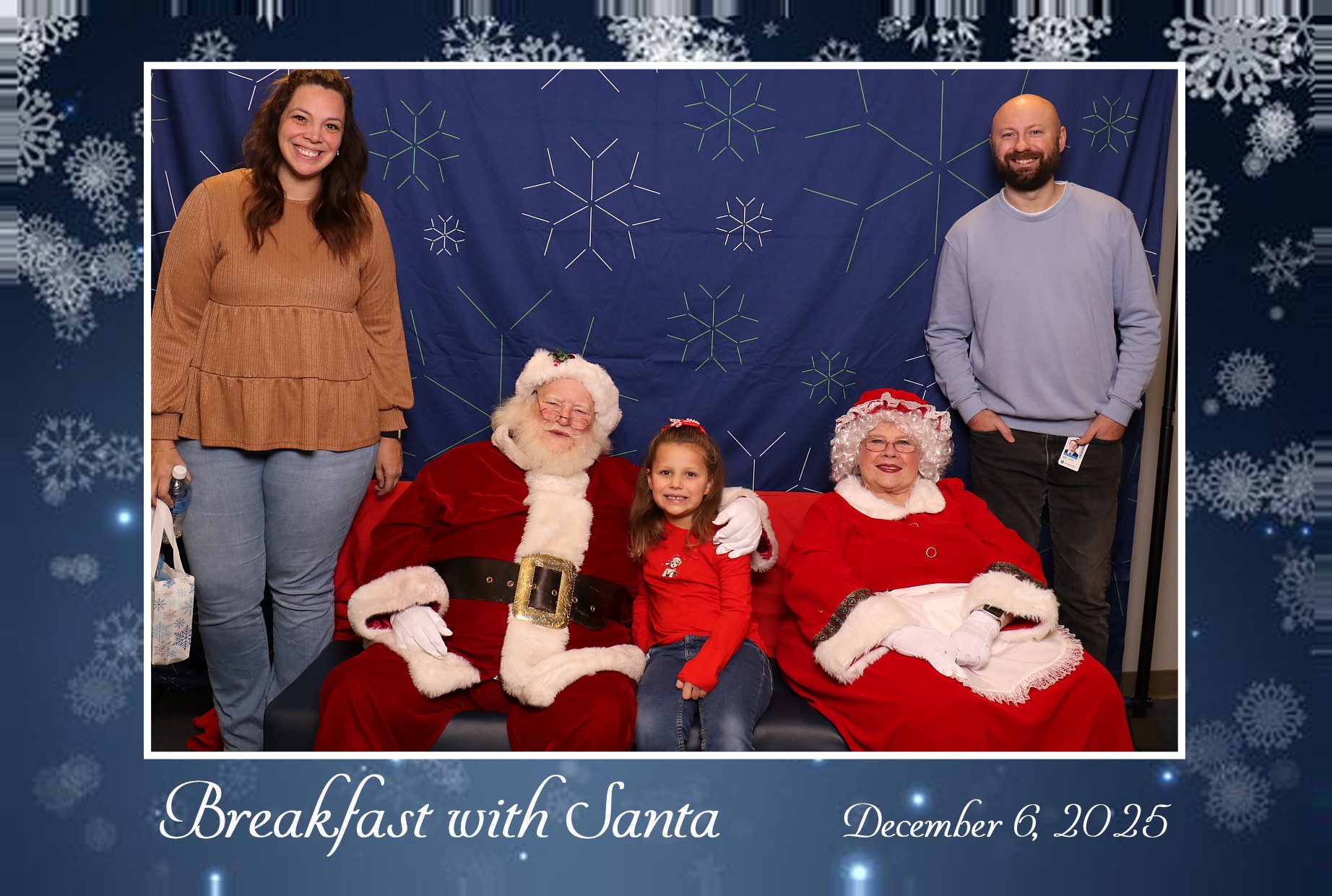 BREAKFAST WITH SANTA | View more photos from the event at gallery.photoboothcincy.com/u/PhotoBoothCincy/BREAKFAST-WITH-SANTA